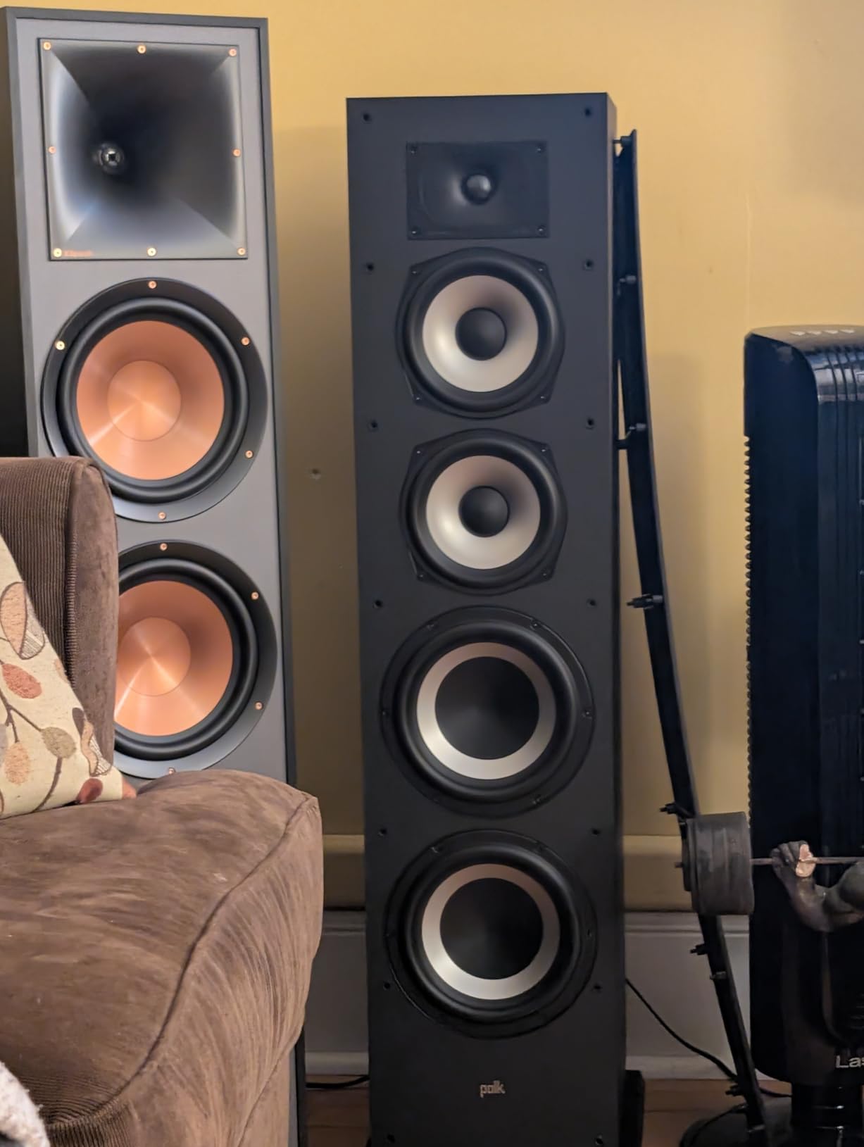 Polk Audio Monitor XT70 Large Home Tower Speaker (Single, Midnight Black) customer photo 2