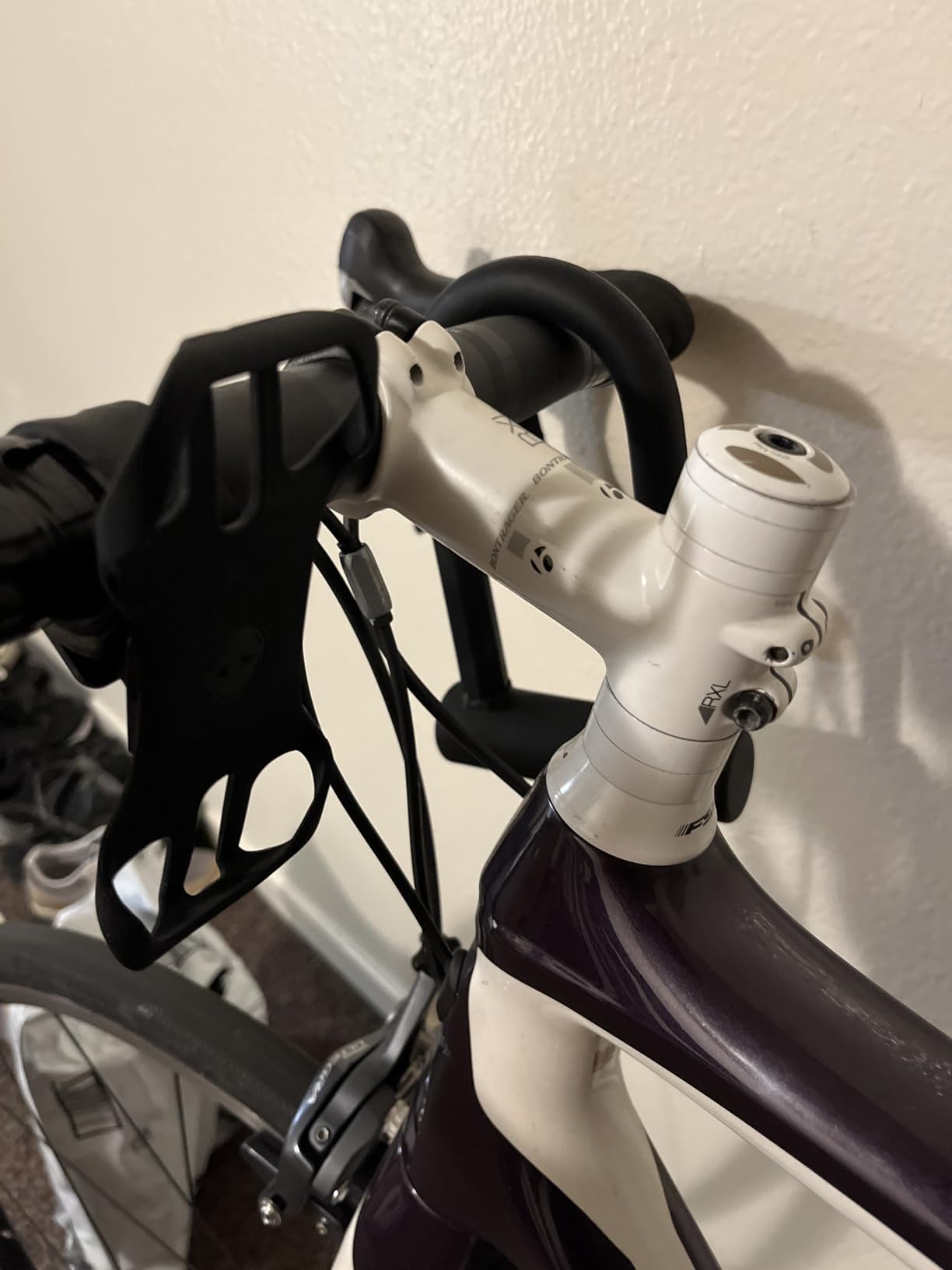 Detachable Bike Phone Holder, Universal Bicycle Motorcycle Cell Phone Mount, 360° Rotatable Adjustable Bike Phone Mount Compatible for 4