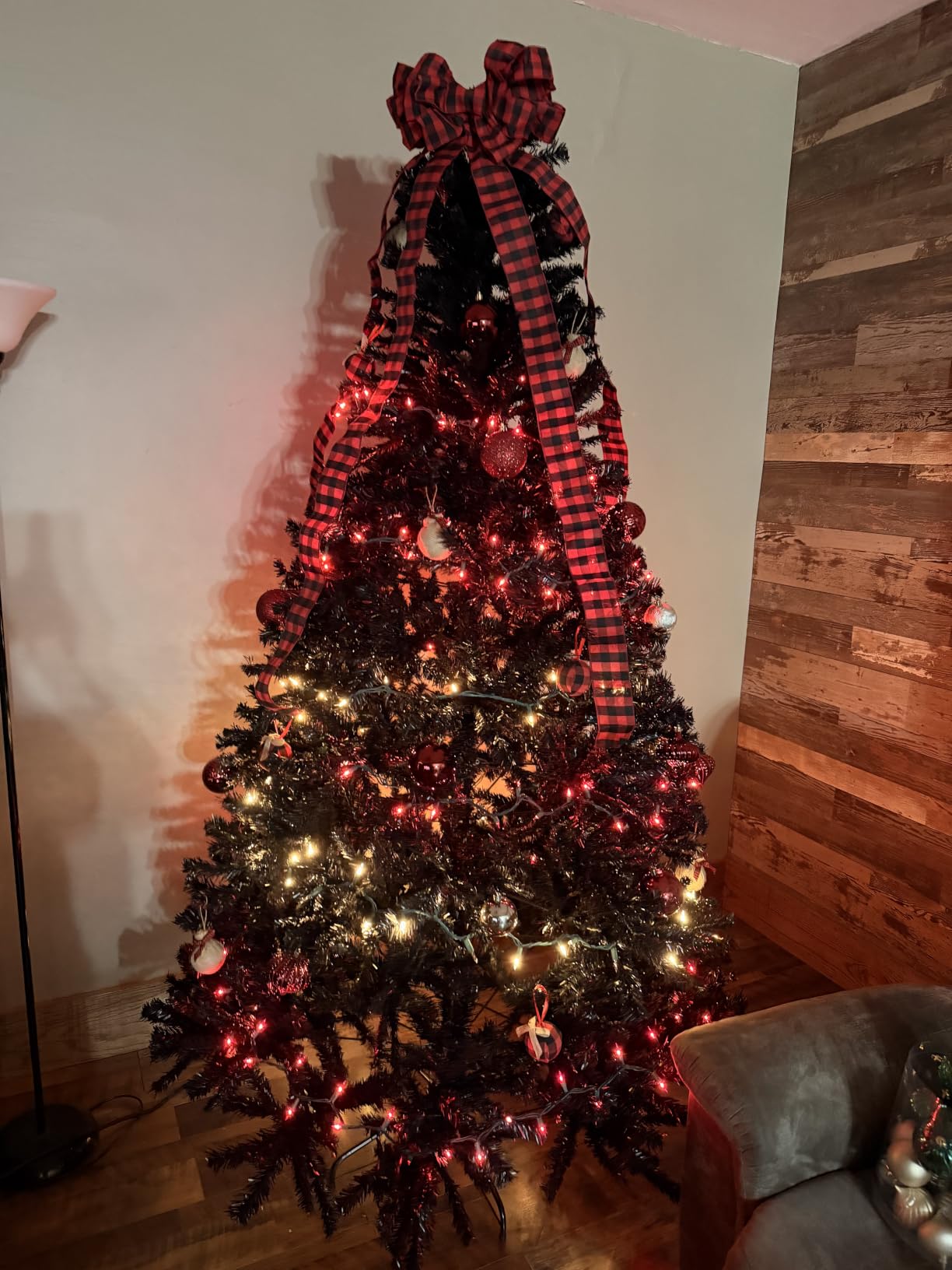 Best Choice Products Artificial Christmas Tree, 6ft Premium Unlit Realistic Spruce Holiday Décor w/Dense Branches, Easy Assembly, Metal Base customer photo 2
