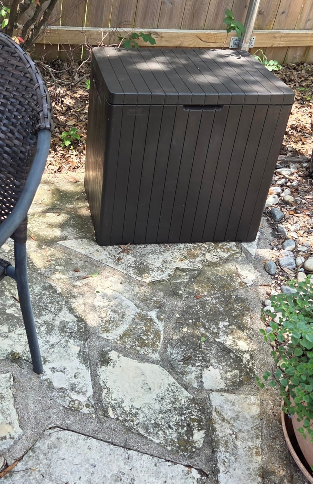 Keter City 30 Gal Outdoor Storage Box and Patio Side Table customer photo 1