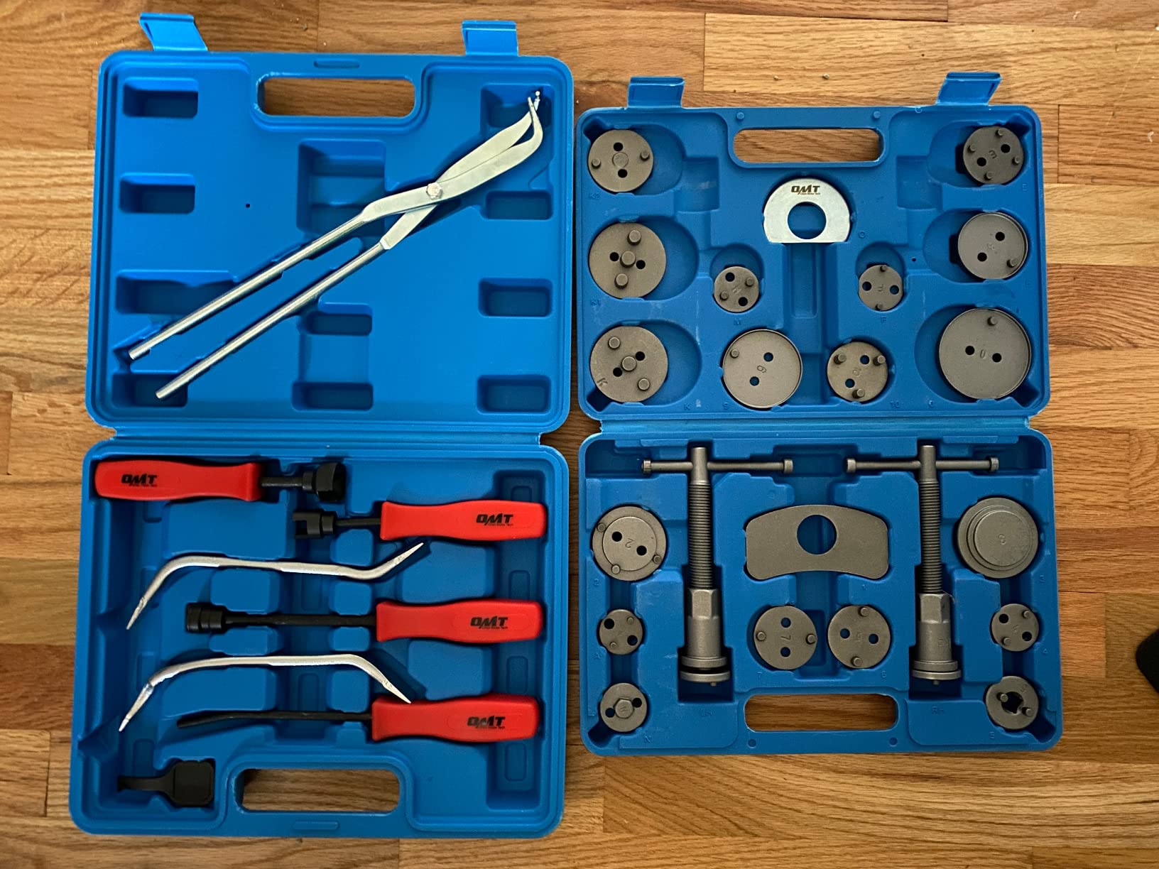 OMT 32pc Dual Brake Tool Kit w Caliper Compressor and Drum Brake Set, Black customer photo 2