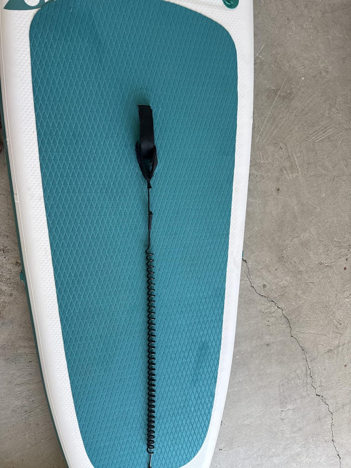 FEATH-R-LITE Inflatable Stand Up Paddle Board with Beginner SUP Accessories customer photo 2