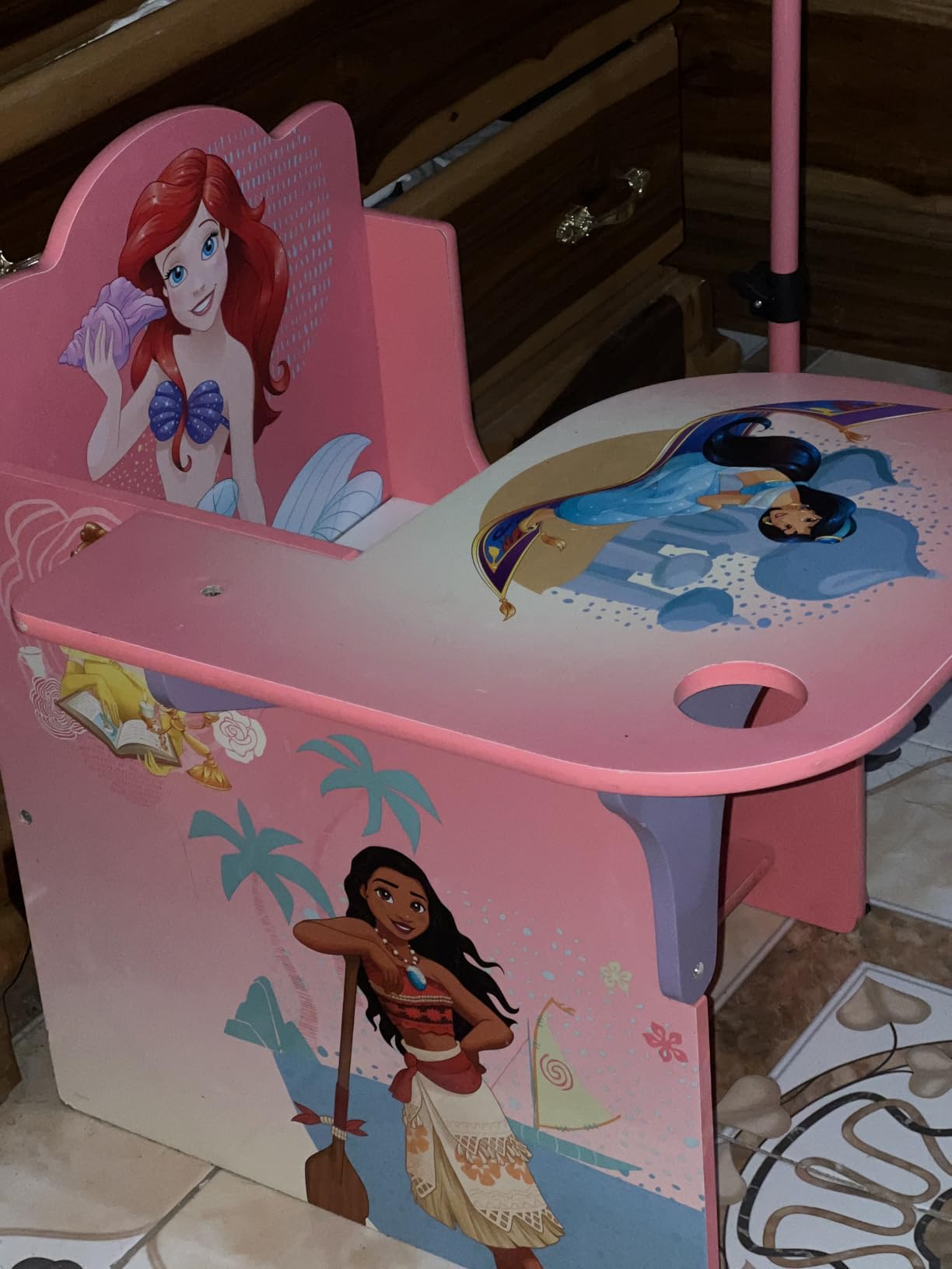 Delta Children Chair Desk with Storage Bin, Disney Princess customer photo 1