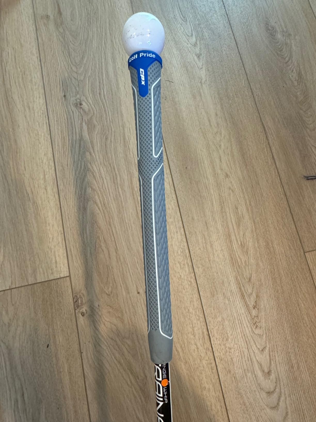 Amazon Basics Golf Swing Trainer Aid and Warm-Up Practice Stick for Grip, Balance, Distance and Power Training customer photo 2