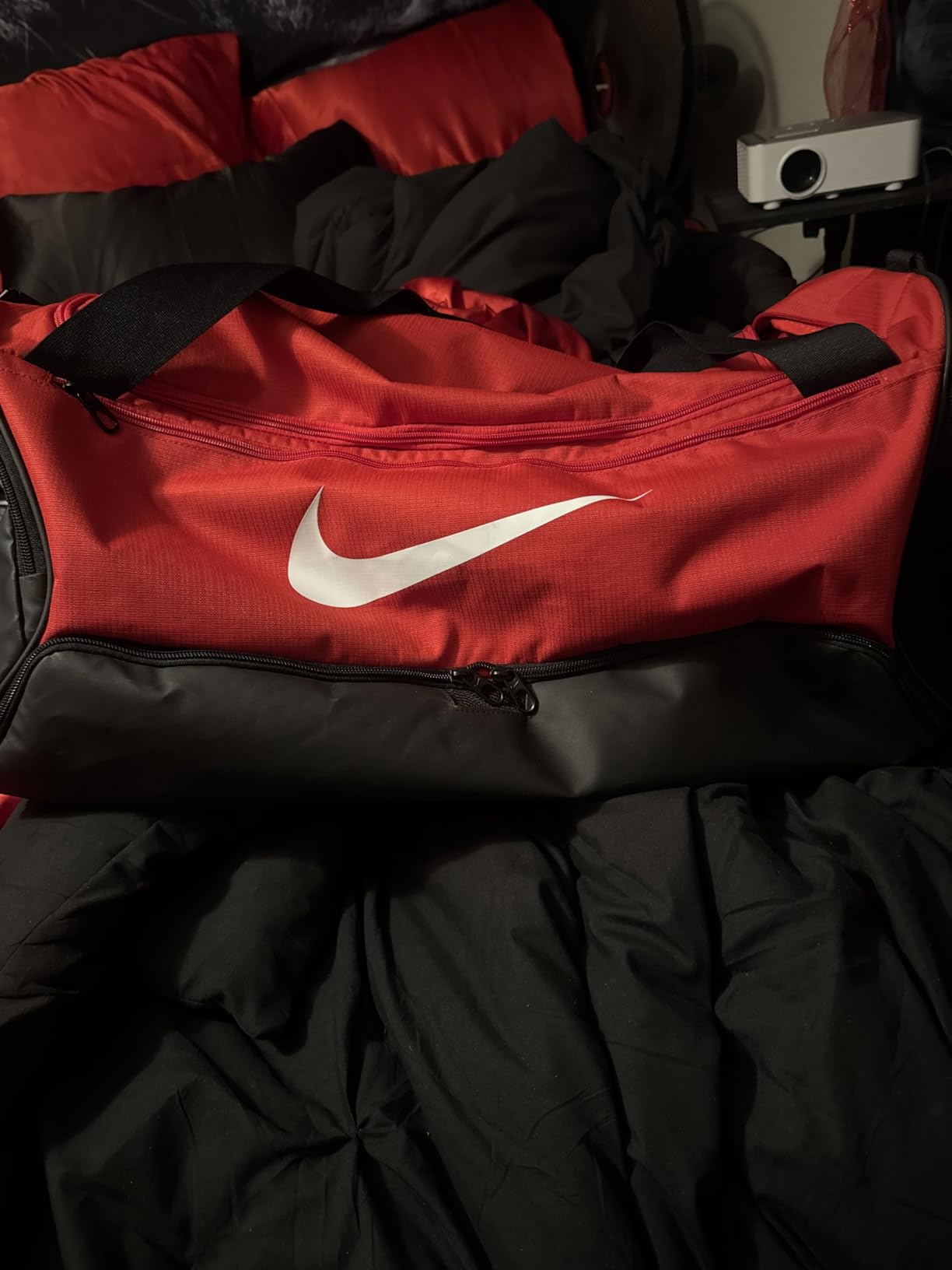 Nike Unisex Adult Gameday Brasilia 9.5 Training Duffel Bag (25L, 41L, 60L, or 95L) | Mens and Womens customer photo 2