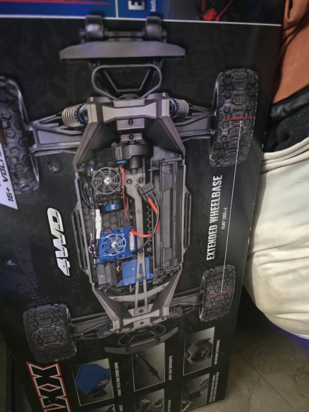 Traxxas Maxx Extreme 4s Brushless 4X4 Monster Truck (Green) customer photo 1