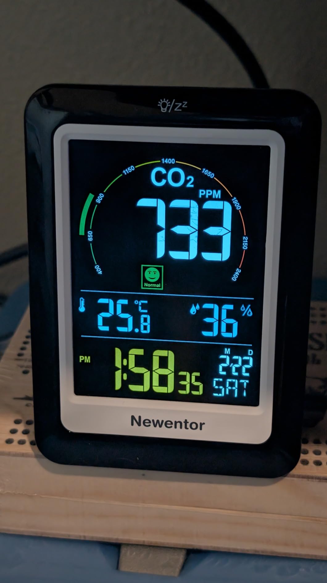 Newentor CO2 Monitor, Indoor Air Quality Meters, Carbon Dioxide Detector customer photo 2