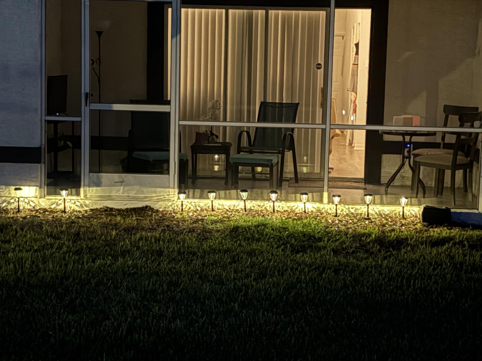 URAGO Super Bright Solar Lights Outdoor Waterproof-10 Pack, Dusk to Dawn Up to 12 Hrs Solar Powered Outdoor Pathway Garden Lights Auto On/Off, LED Landscape Lighting Decorative for Walkway Patio Yard customer photo 1