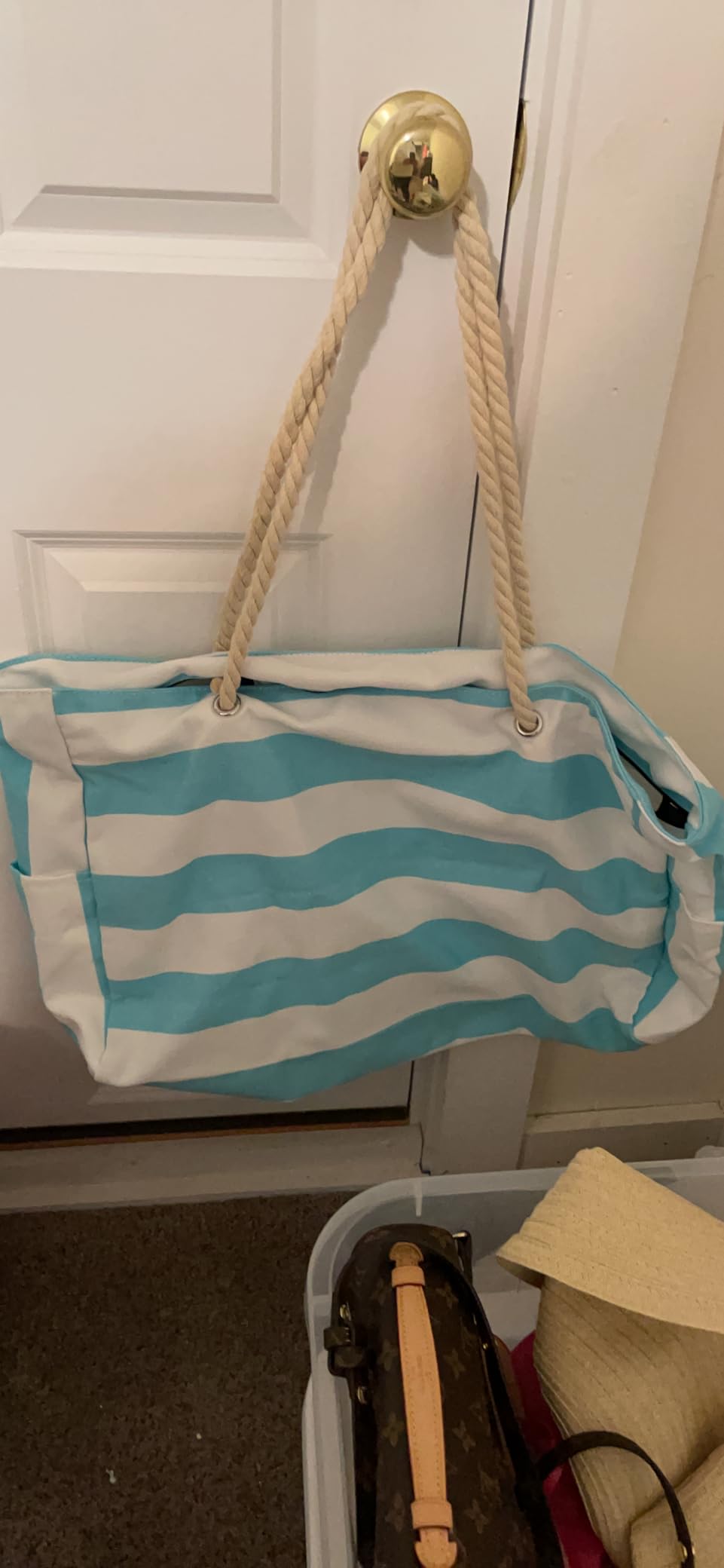 Becokan Beach Bags for Women Large Waterproof Beach Tote Bag Zipper Beach Bags Waterproof Sandproof Swim Pool Bag Large Tote customer photo 2