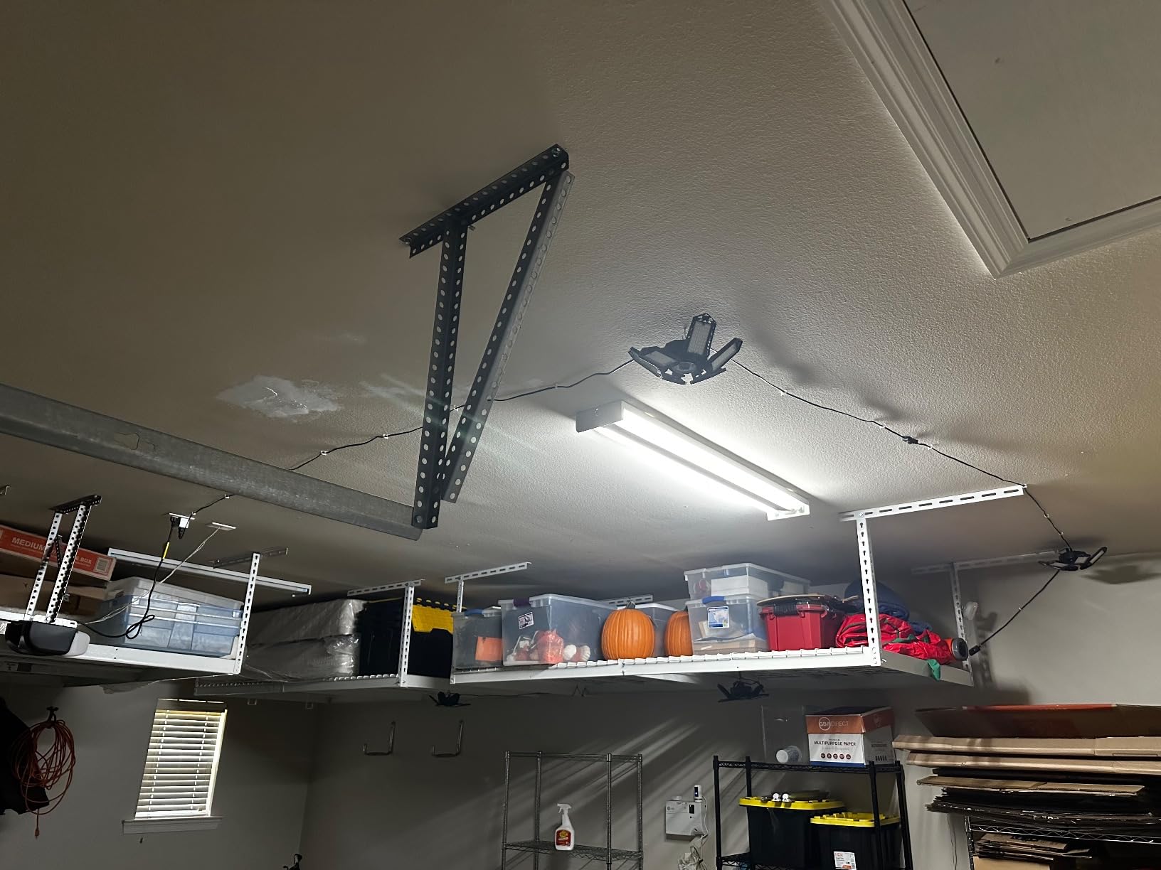 SEOBIOG 2 Pack Plug in Garage Light, 20000LM Shop Light Bay Lighting 6500K customer photo 2