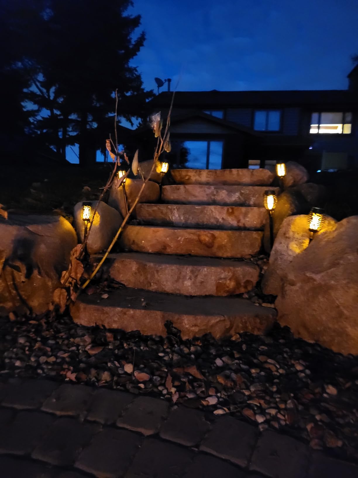 IkeeRuic Solar Torch Light with Flickering Flame for Halloween Decorations customer photo 1