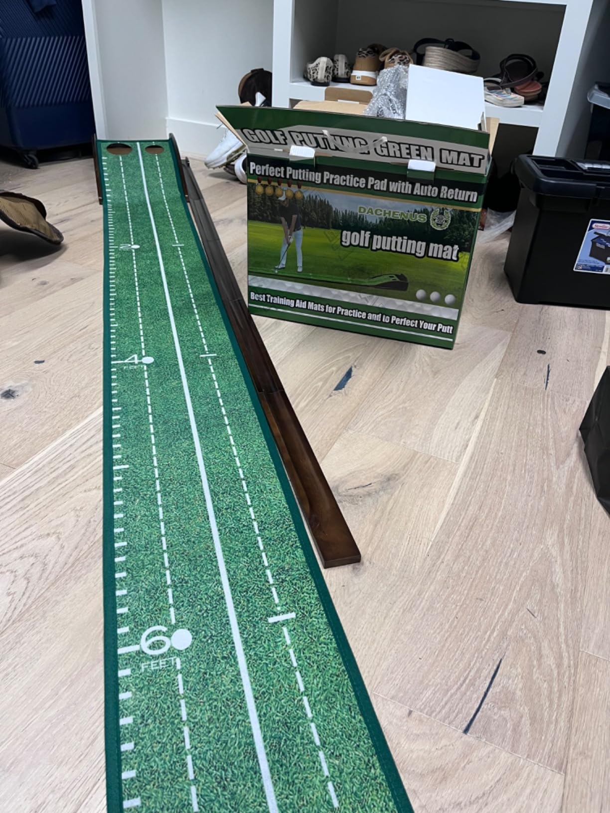 Dachenus Putting Green Indoor Mat Outdoor Golf Putting Mat- Ideal for Home, Office, and Outdoor Use customer photo 2