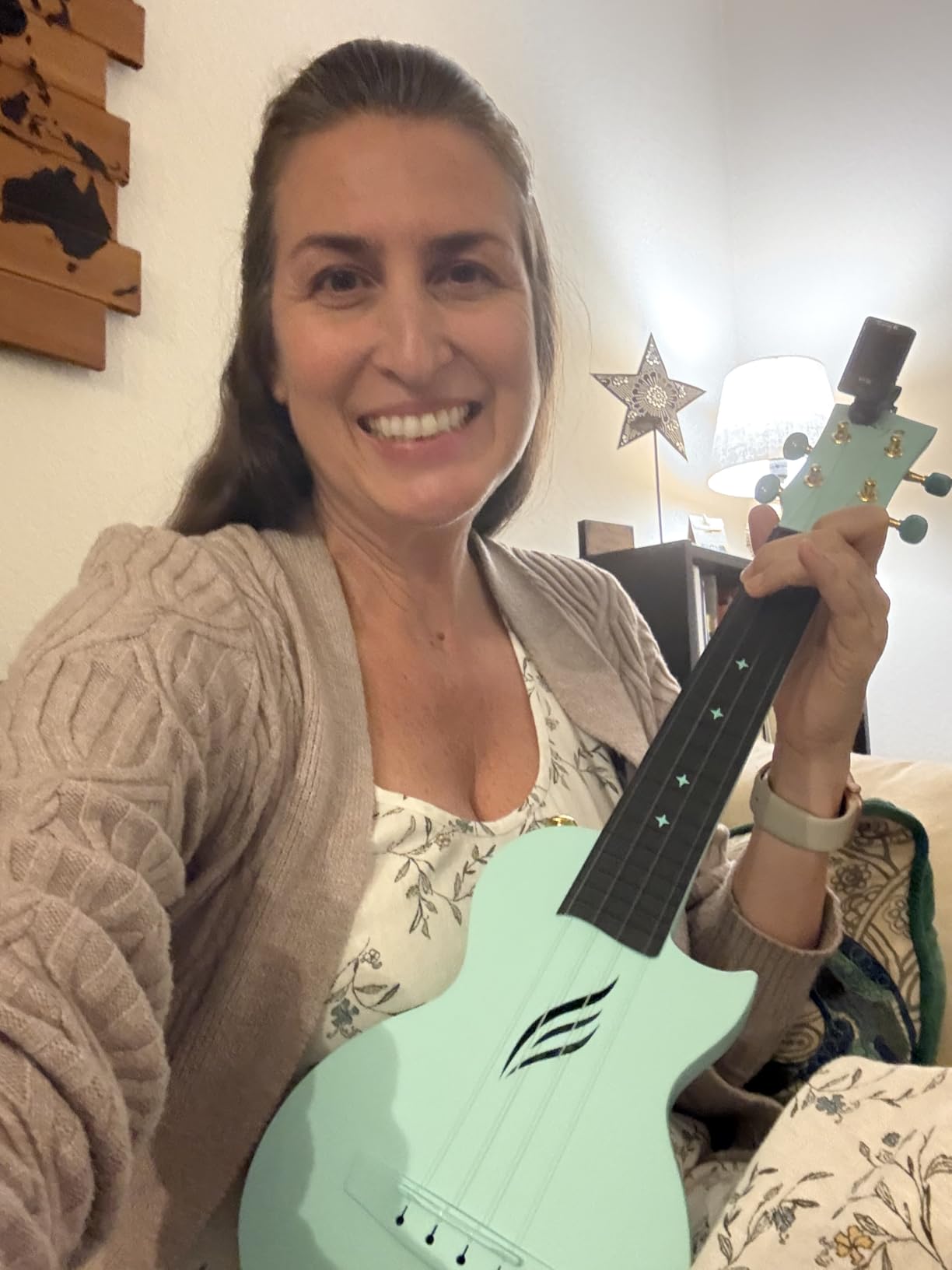 Enya NOVA U PRO 26-Inch Carbon Fiber Cutaway Tenor Ukulele, Black | Waterproof Body, Resists Humidity, Heat and Cold, Lightweight 1.65 lb, Fuller Resonance, Kit: Case, Strap, Capo, Strings customer photo 2
