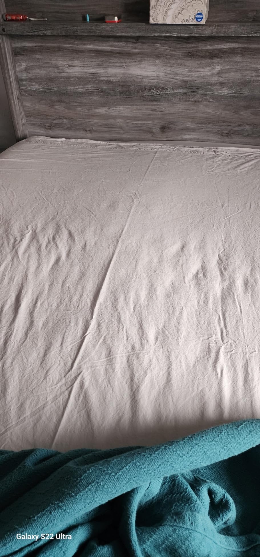 SUPREME ELEGANCE 100% Organic Cotton King Bed Sheets, Snow White Percale customer photo 1