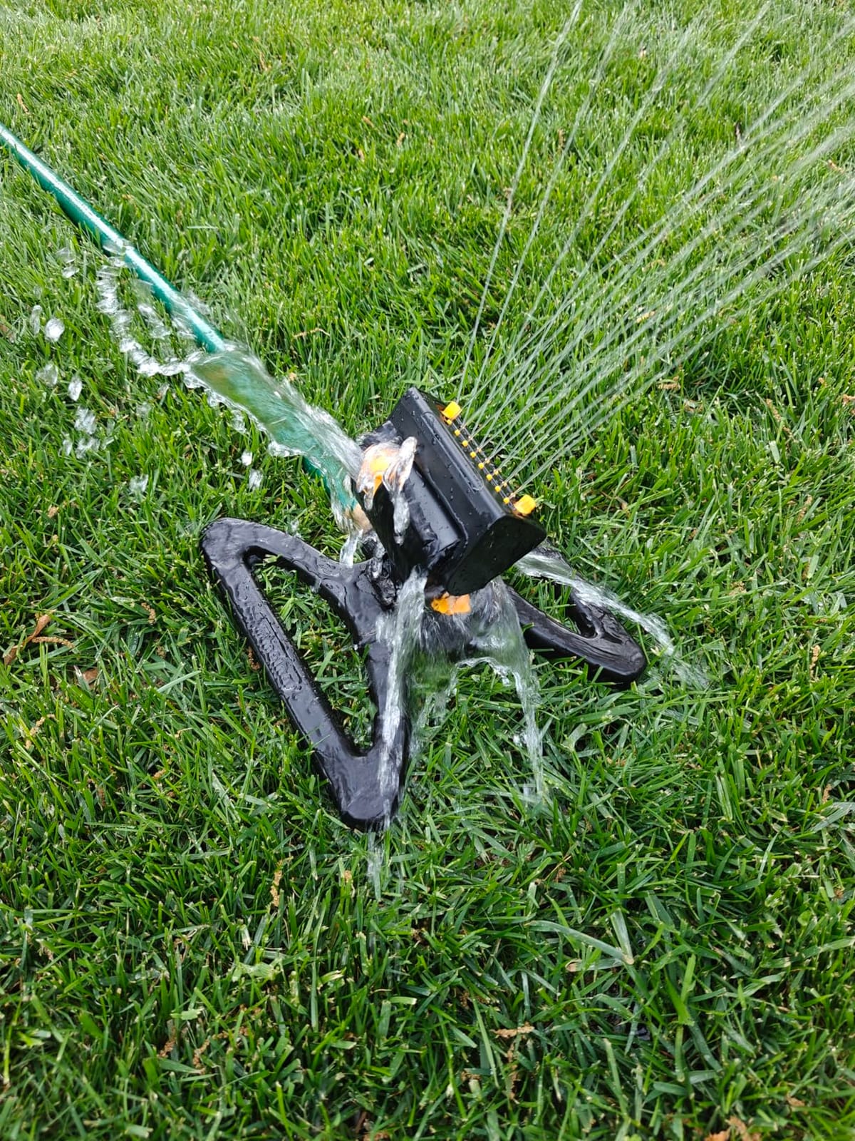 Melnor MiniMax Turbo Sprinkler, 4000 Sq Ft: 360°, Flow, Width, Range Adjust customer photo 1