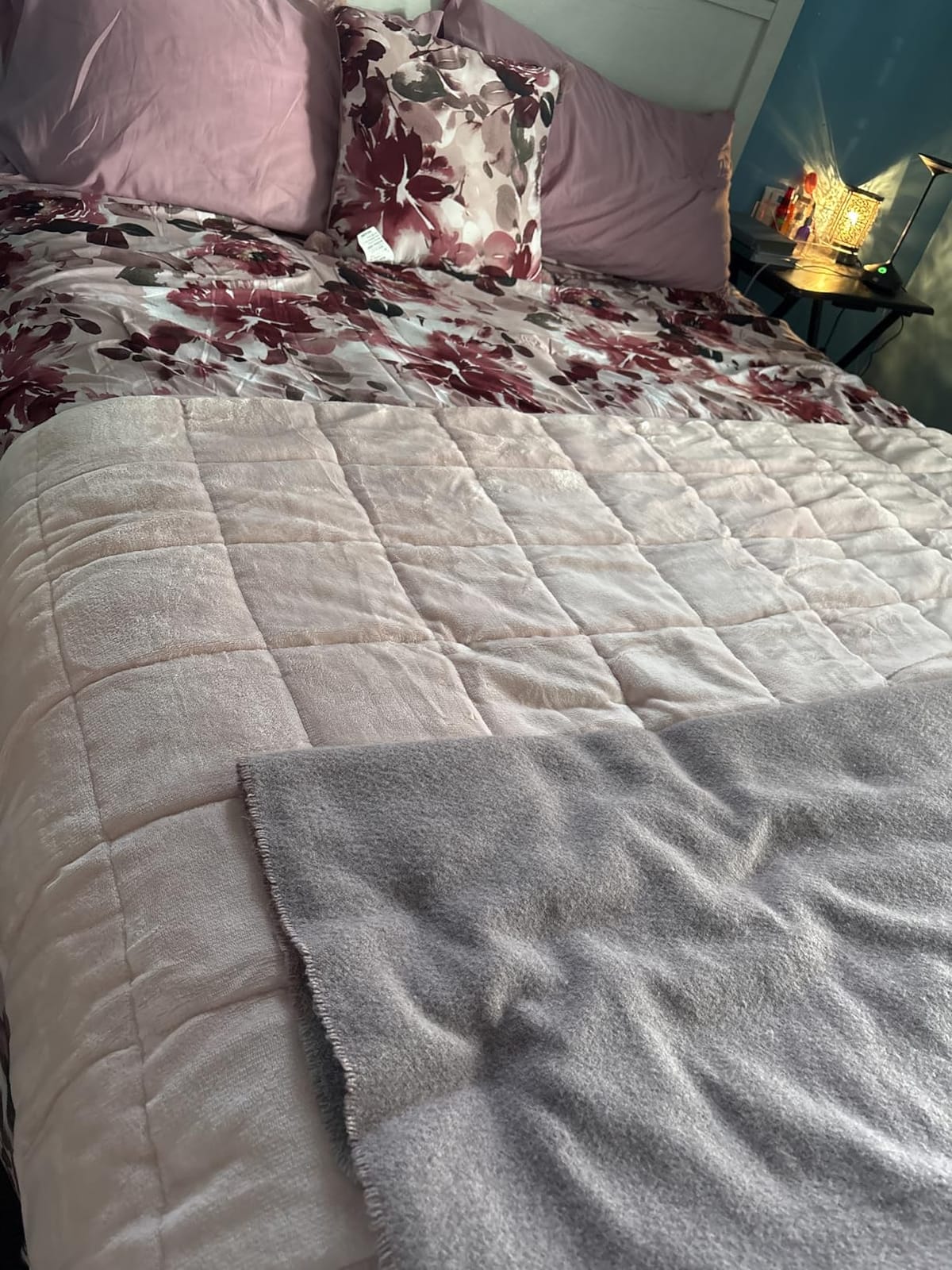 Uttermara Weighted Blankets for Adults King Size, 20lbs 90x90 inches customer photo 2