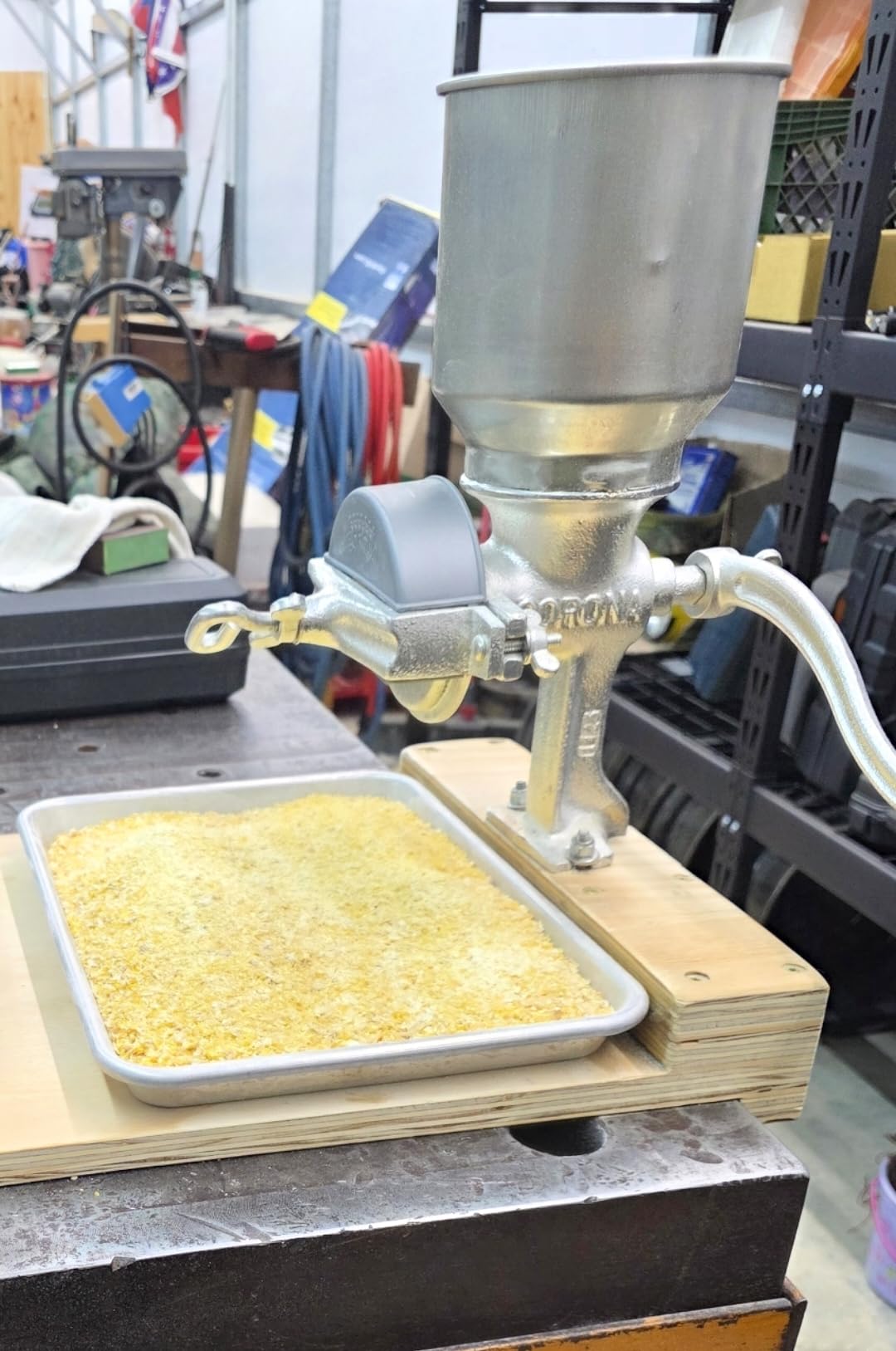 Corona Manual Grain Mill, Molino para Moler Maiz, Cast Iron Grinder customer photo 2