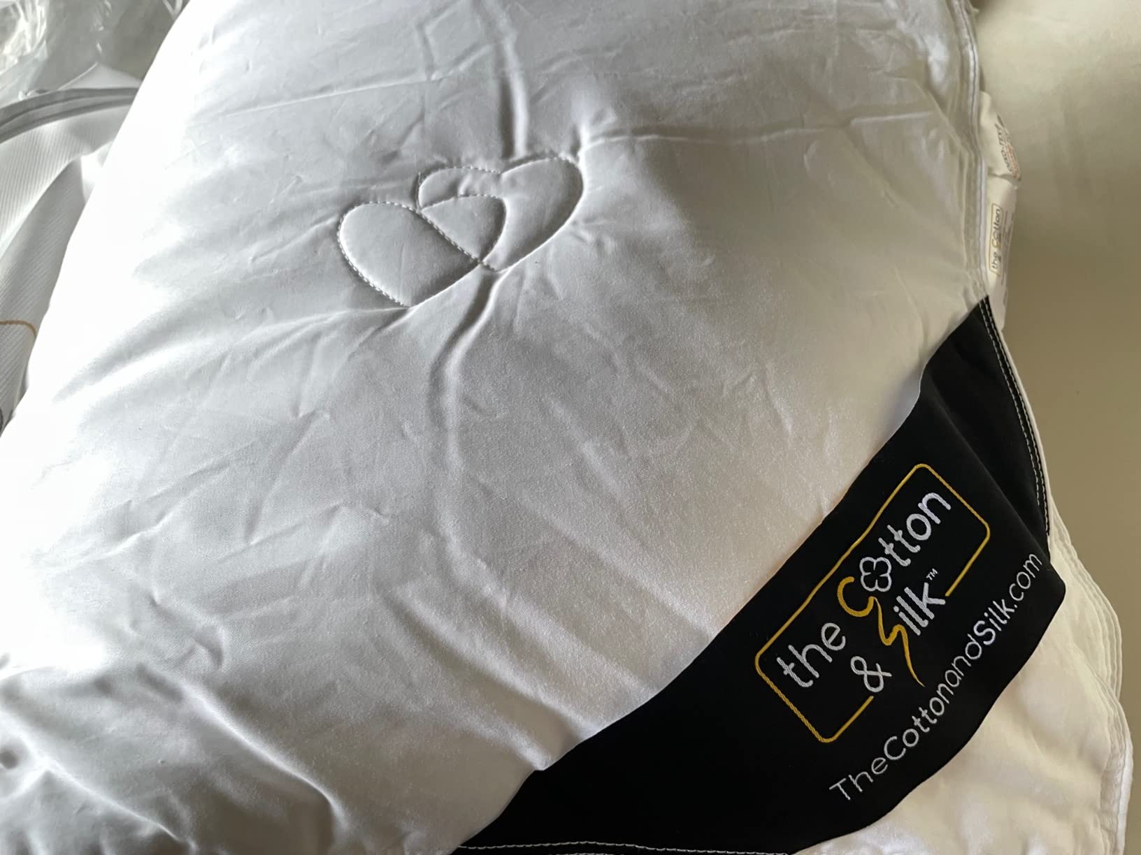 ️ Mulberry Silk Comforter for Spring/Fall - Queen Size customer photo 1