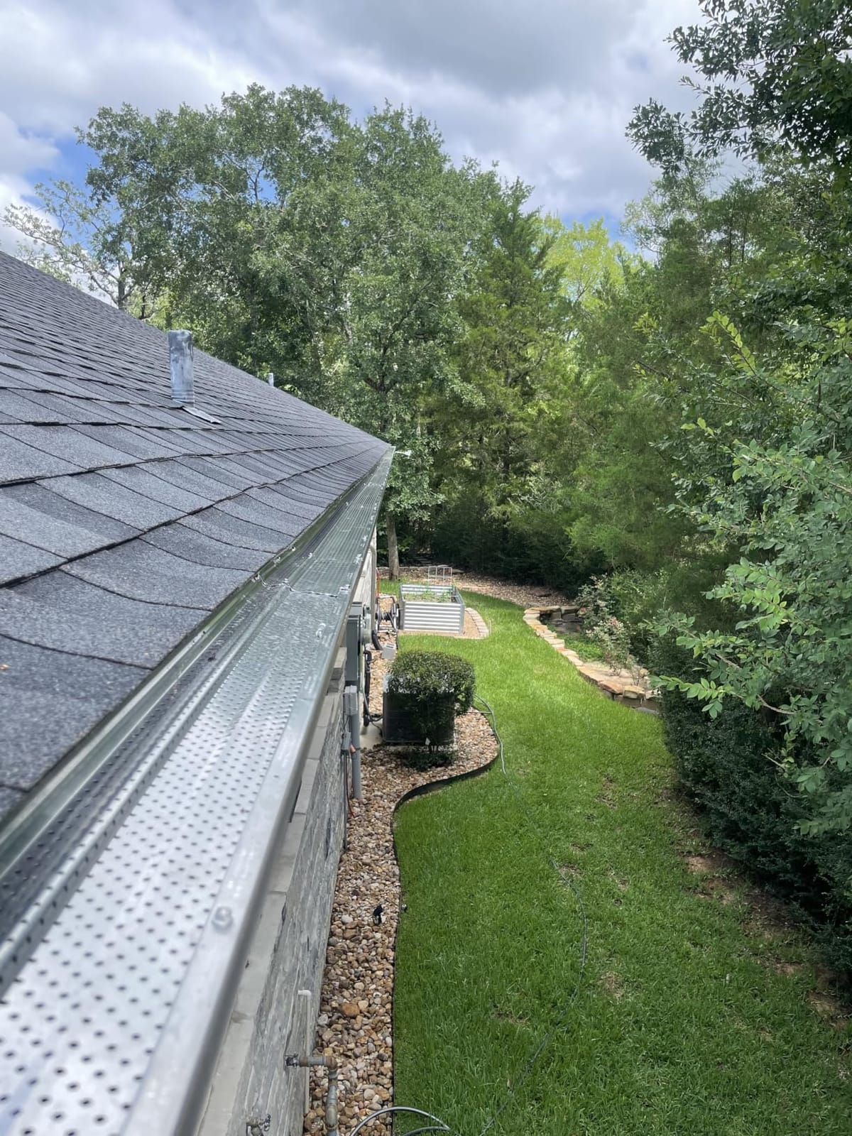 A-M Gutter Guard 6