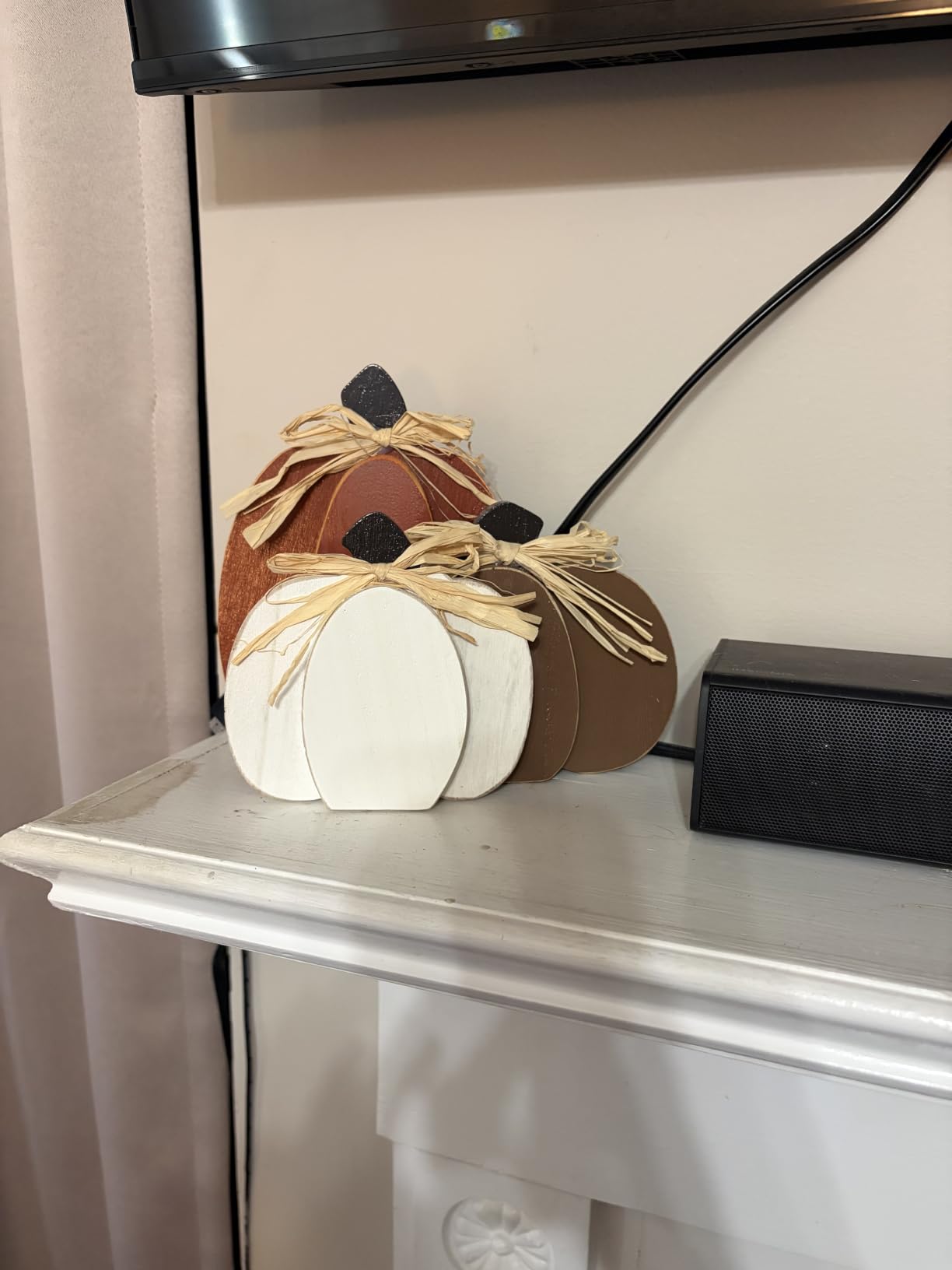 Ferraycle 3 Pcs Fall Pumpkin Decor, 3D Wooden Pumpkin Tabletop Decor customer photo 1
