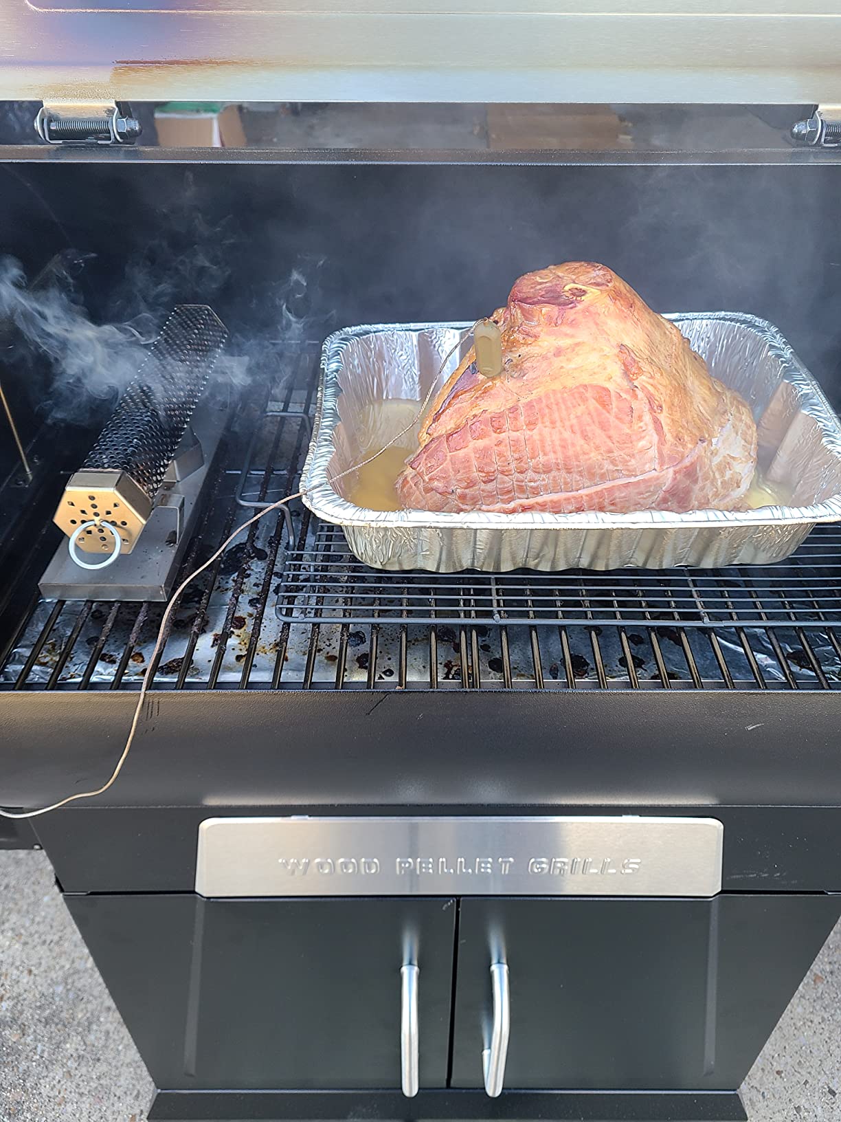 12'' Pellet Smoker Tube With a Stainless Steel Tray and Tube Cover customer photo 1