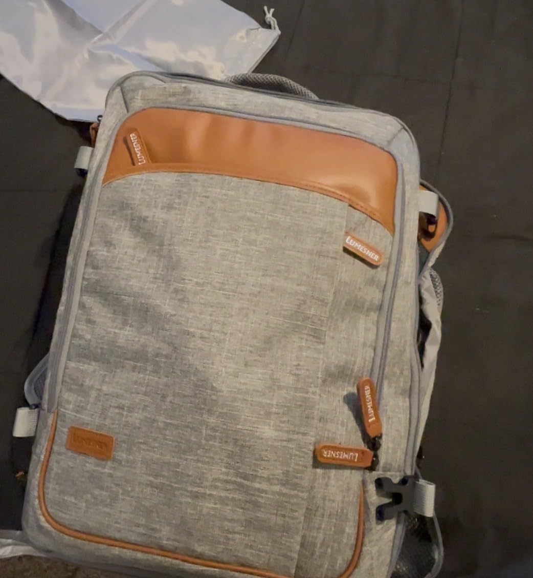 Lumesner 40L Expandable Travel Backpack, Carry On Backpack Flight Approved customer photo 2