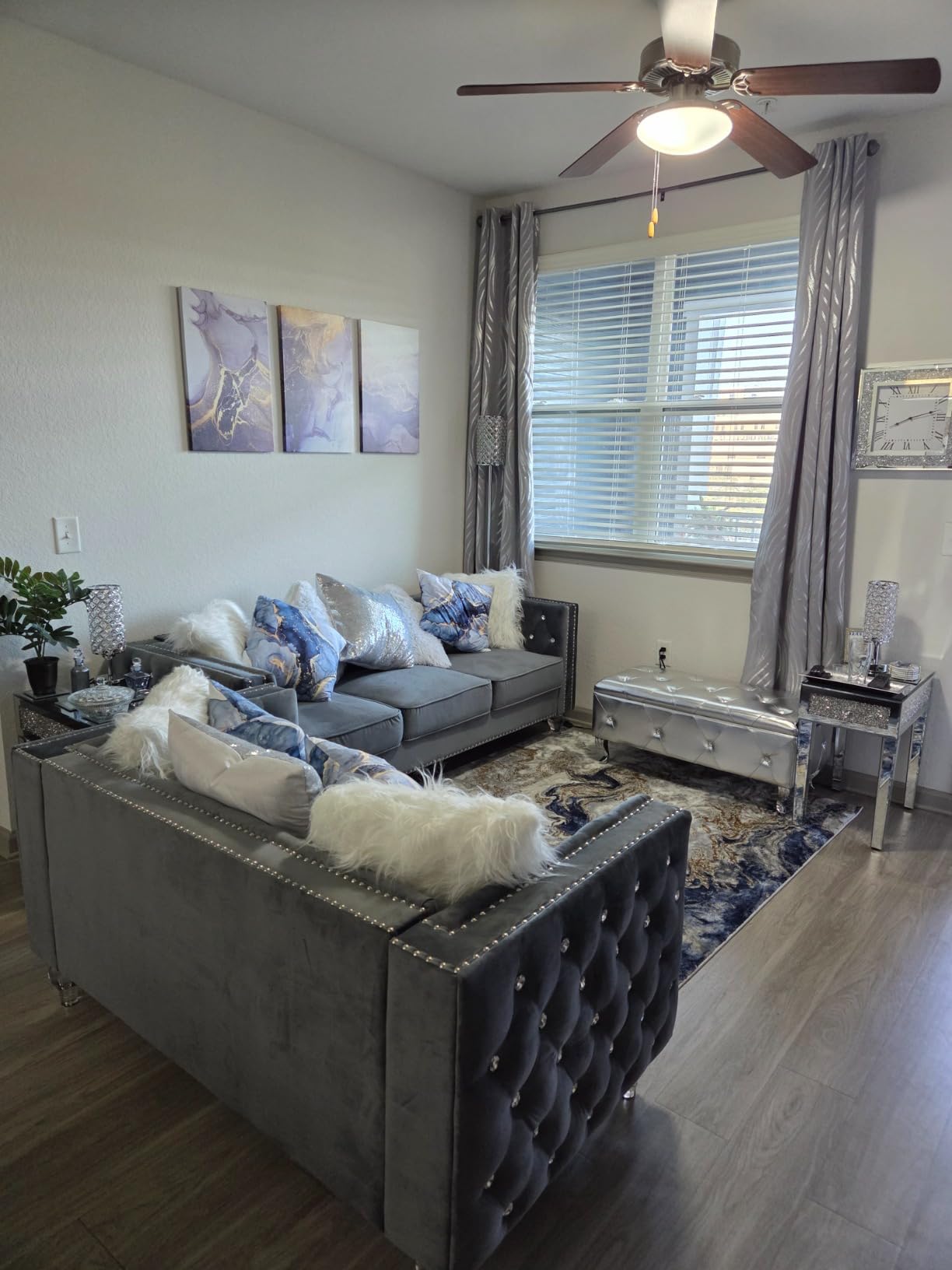 VINGLI Mirrored Narrow End Table Small Sofa/Couch/Bed Side Table with Storage Slim Glass Nightstand for Bedroom/Living Room, Silver customer photo 1