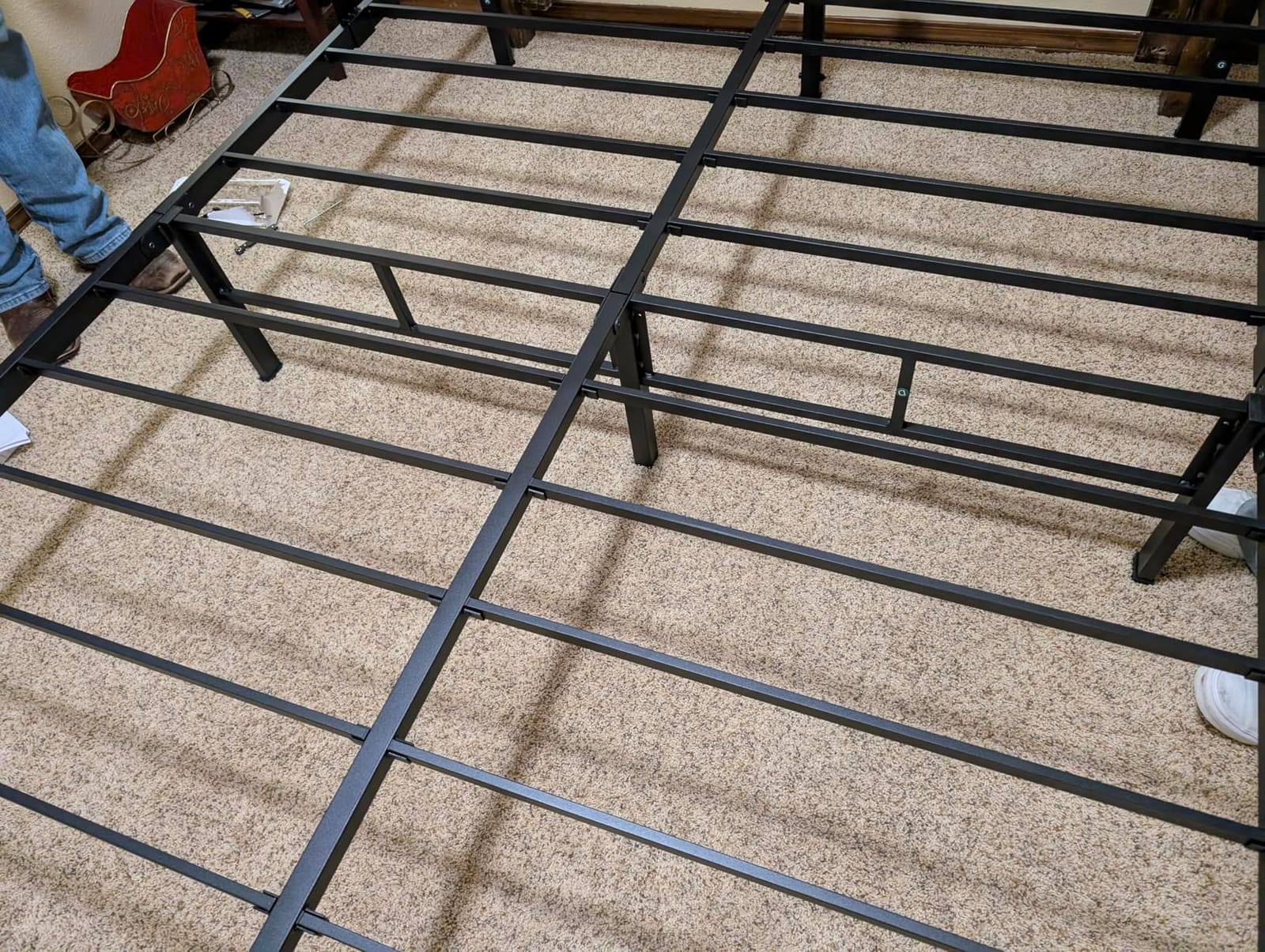 FUIOBYVV King Bed Frame,14 Inch Heavy Duty Metal Platform Bed Frame King Size Support Up to 3500 lbs,No Box Spring Needed,No Shaking,Steel Slat Support,Noise Free,Easy Assembly customer photo 2