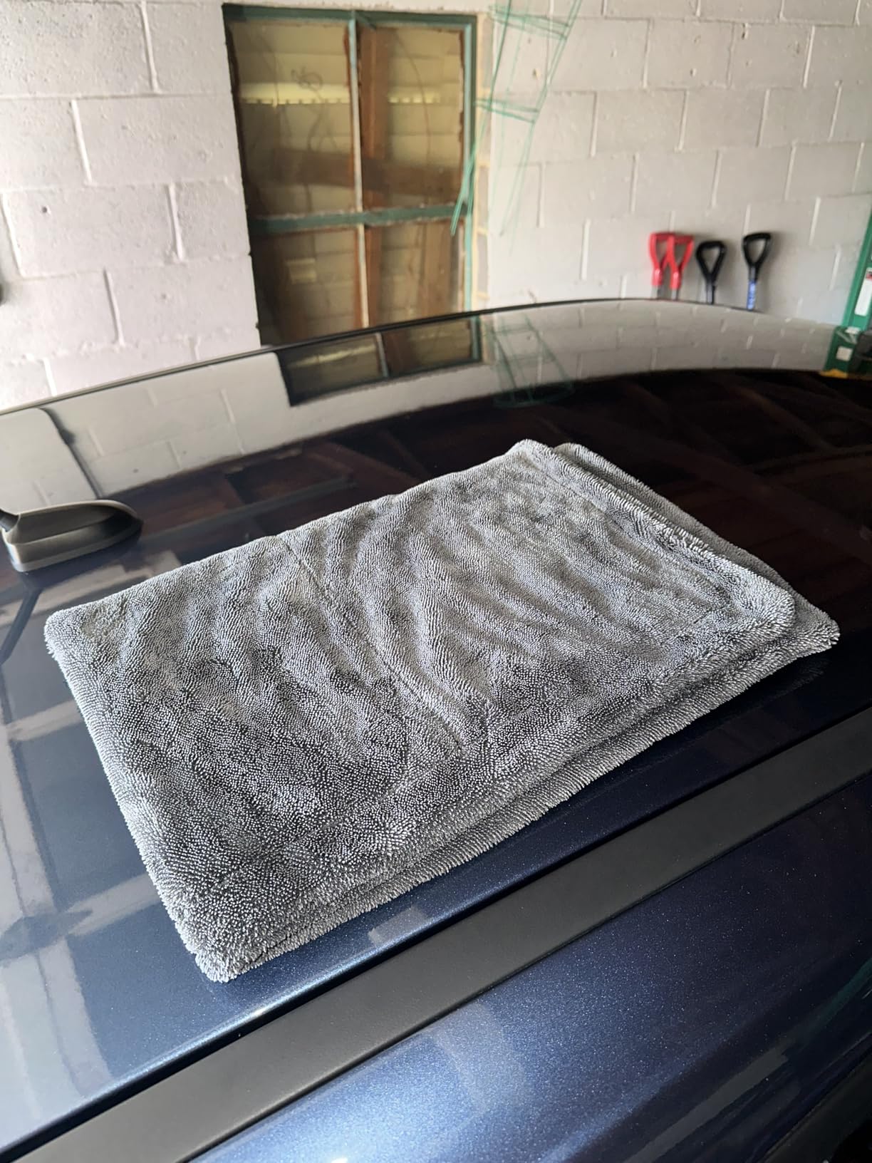 ExoForma Mega Car Drying Towel - Holds Up to 9 lbs, No Streaks, Scratches, or Water Spots | 1200 GSM Microfiber Double Twist Pile & Edgeless Design, 1 Quick & Effortless Dry - 24” x 36” customer photo 1