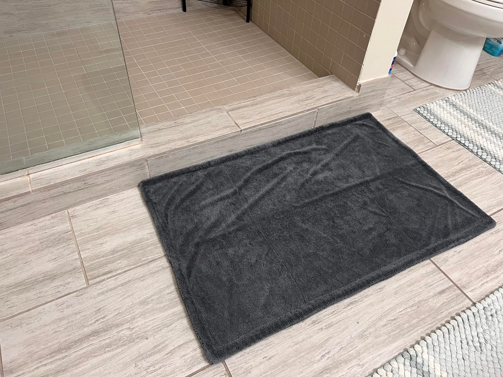 ExoForma Mega Car Drying Towel - Holds Up to 9 lbs, No Streaks, Scratches, or Water Spots | 1200 GSM Microfiber Double Twist Pile & Edgeless Design, 1 Quick & Effortless Dry - 24” x 36” customer photo 2