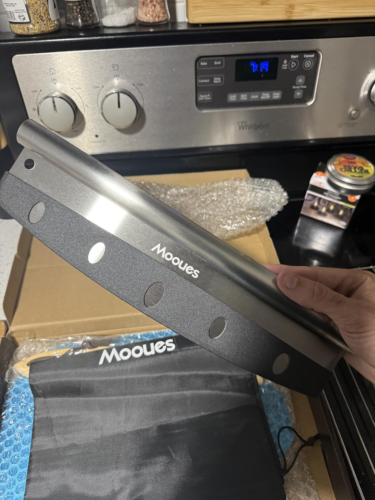 Mooues Pizza Peel Aluminum 12 inch Pizza Spatula with Rocker Cutter customer photo 2