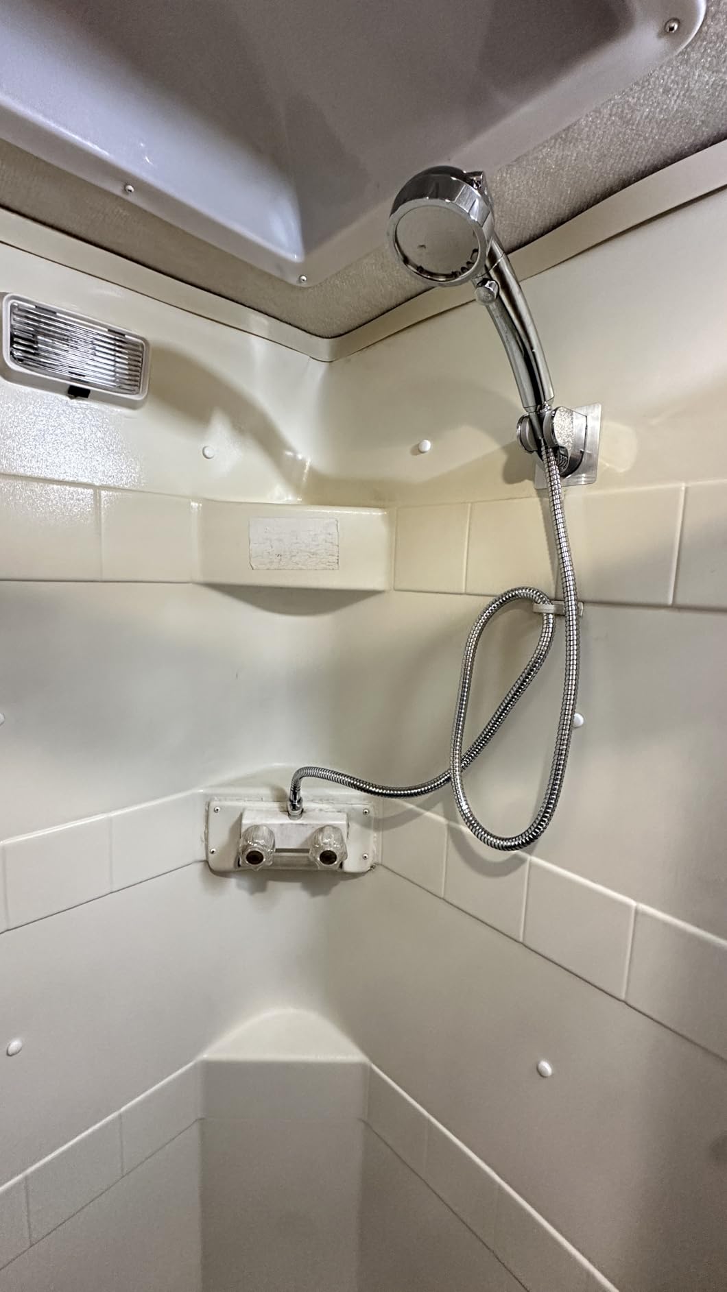 HANLIAN Black On/Off High Pressure Handheld Shower Head for RV Camper customer photo 2