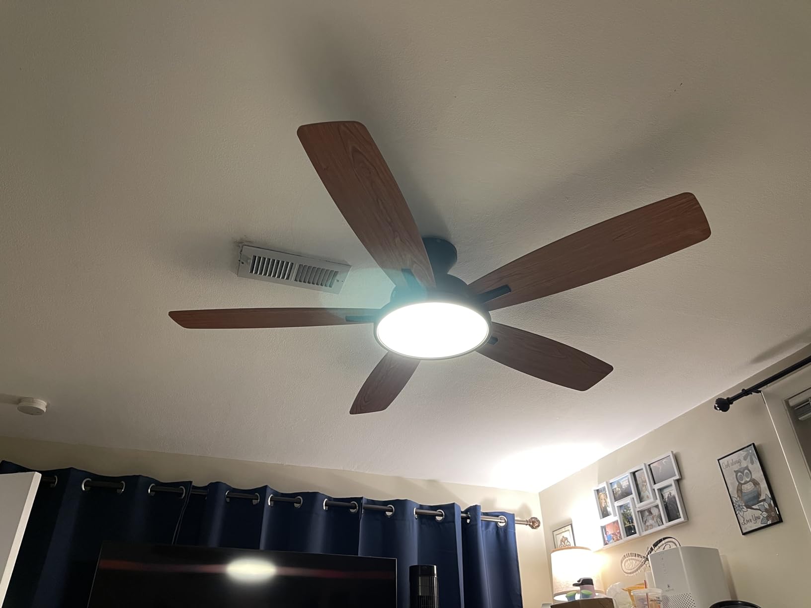 TALOYA 52 inch Ceiling Fans with Lights and Remote, Low Profile Ceiling Fan with Light, Flush Mount, Reversible, 3CCT, Dimmable, Ultra Quiet Black Ceiling Fan for Bedroom Living Room Indoor Outdoor customer photo 1