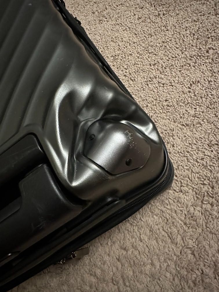 LUGGEX 3-Piece Luggage Set, 20/24/28 Inch, Charcoal Metallic customer photo 2