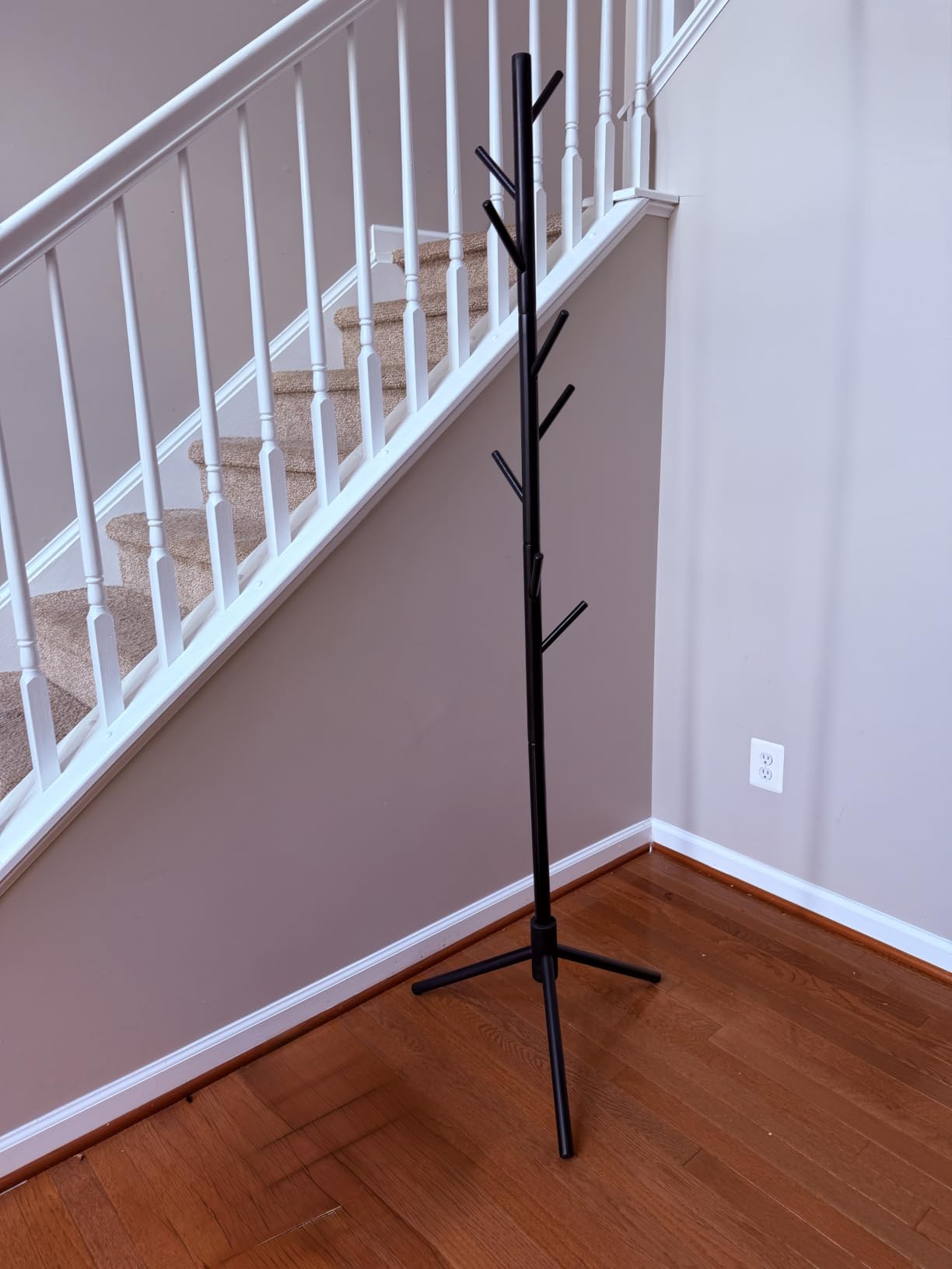 WANGMUXIA Coat Rack, Freestanding Coat Rack with 8 Hooks and 3 Adjustable Size Tree Coat Racks for Bedroom, Hallway, Entrance, Office, for Hats, Coats, Scarves, Handbags customer photo 2