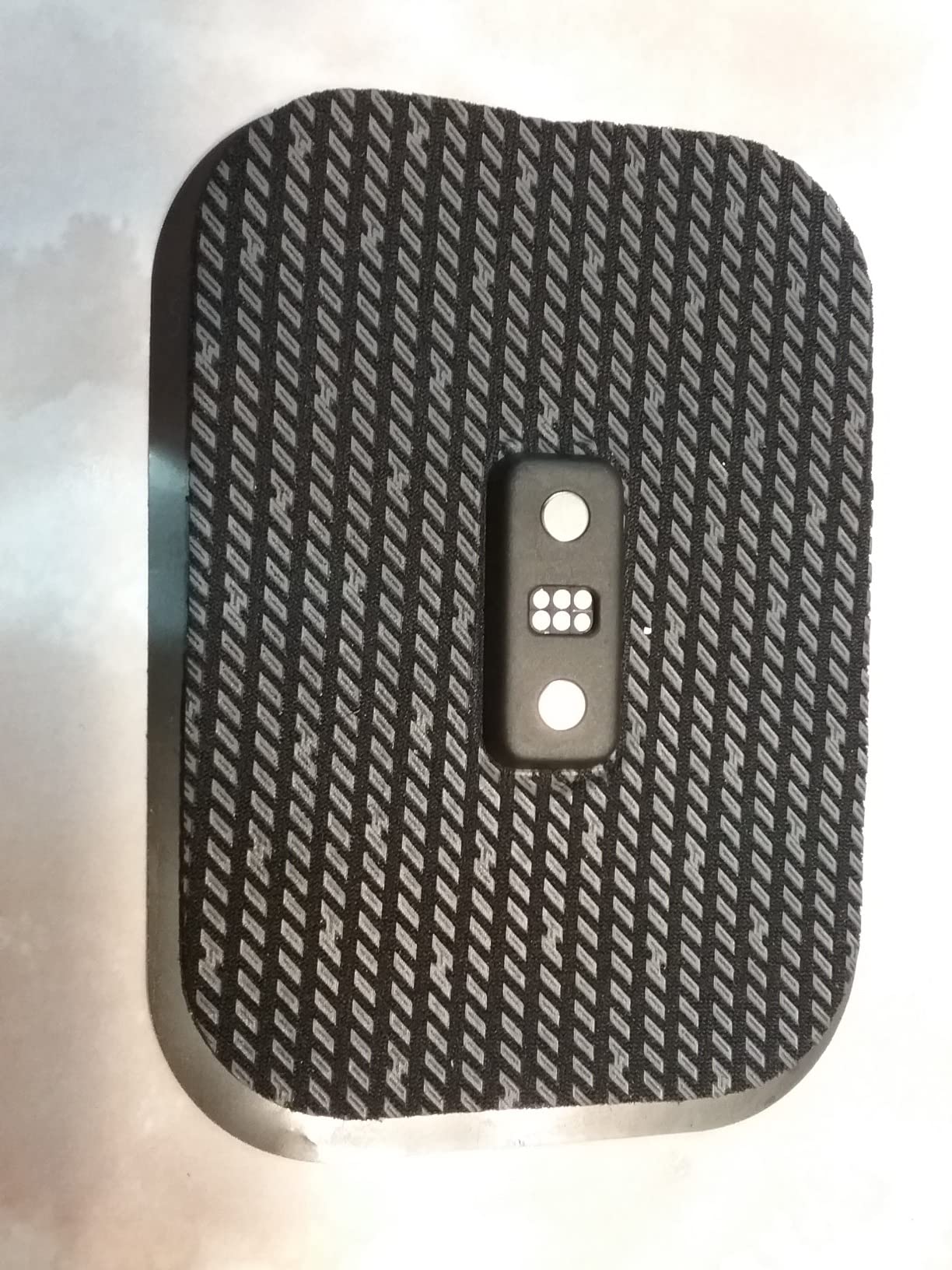 Hyperice Venom Go Compact Wearable Heat and Vibration Therapy TSA Approved customer photo 1