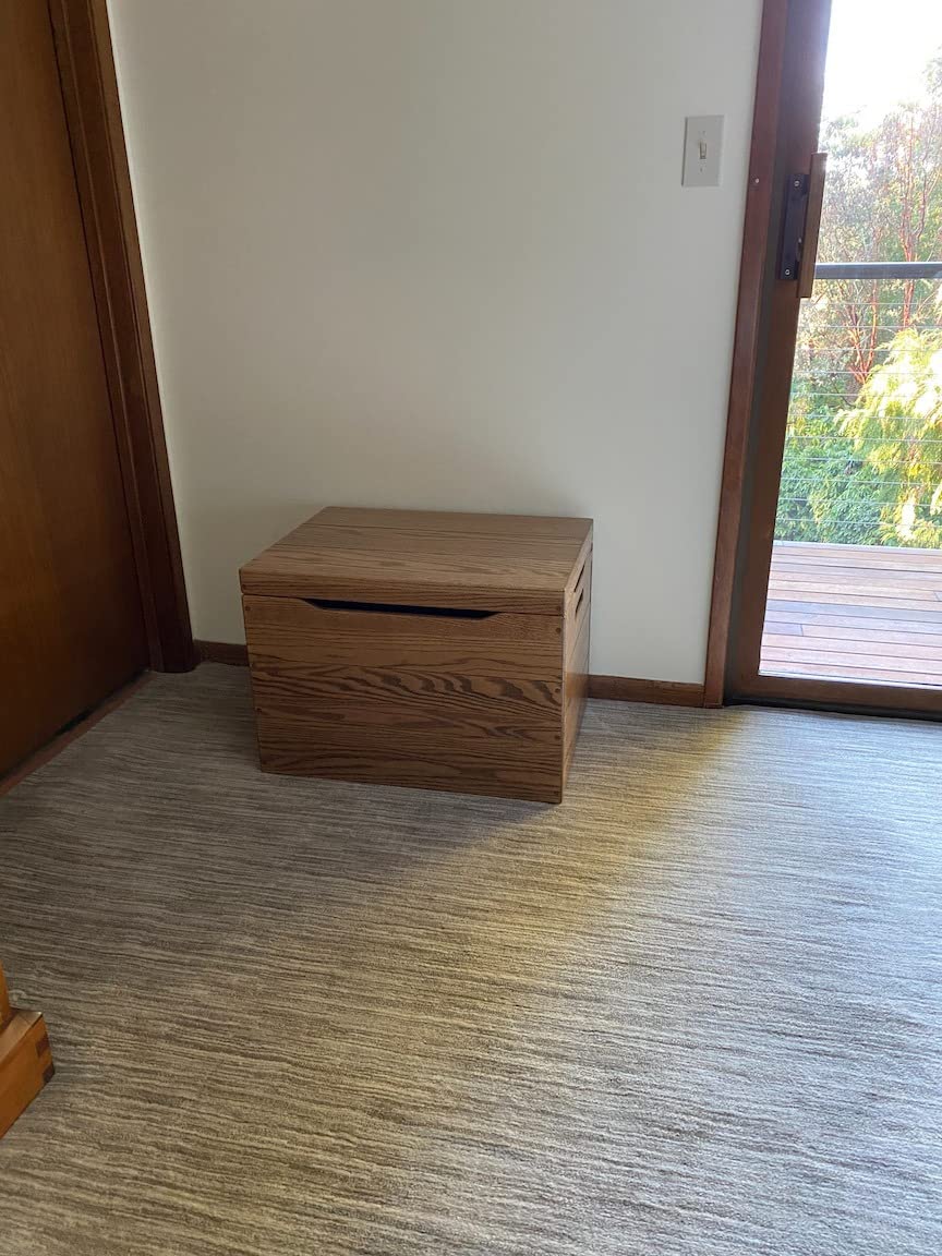 Amish Made Wooden Storage Chest Trunk Box with Lid and Handles for Bedroom, Blanket, Clothes, Anti-Slam Hinges, Handmade, Rustic, Brown Maple Wood, Asbury Stain, 30