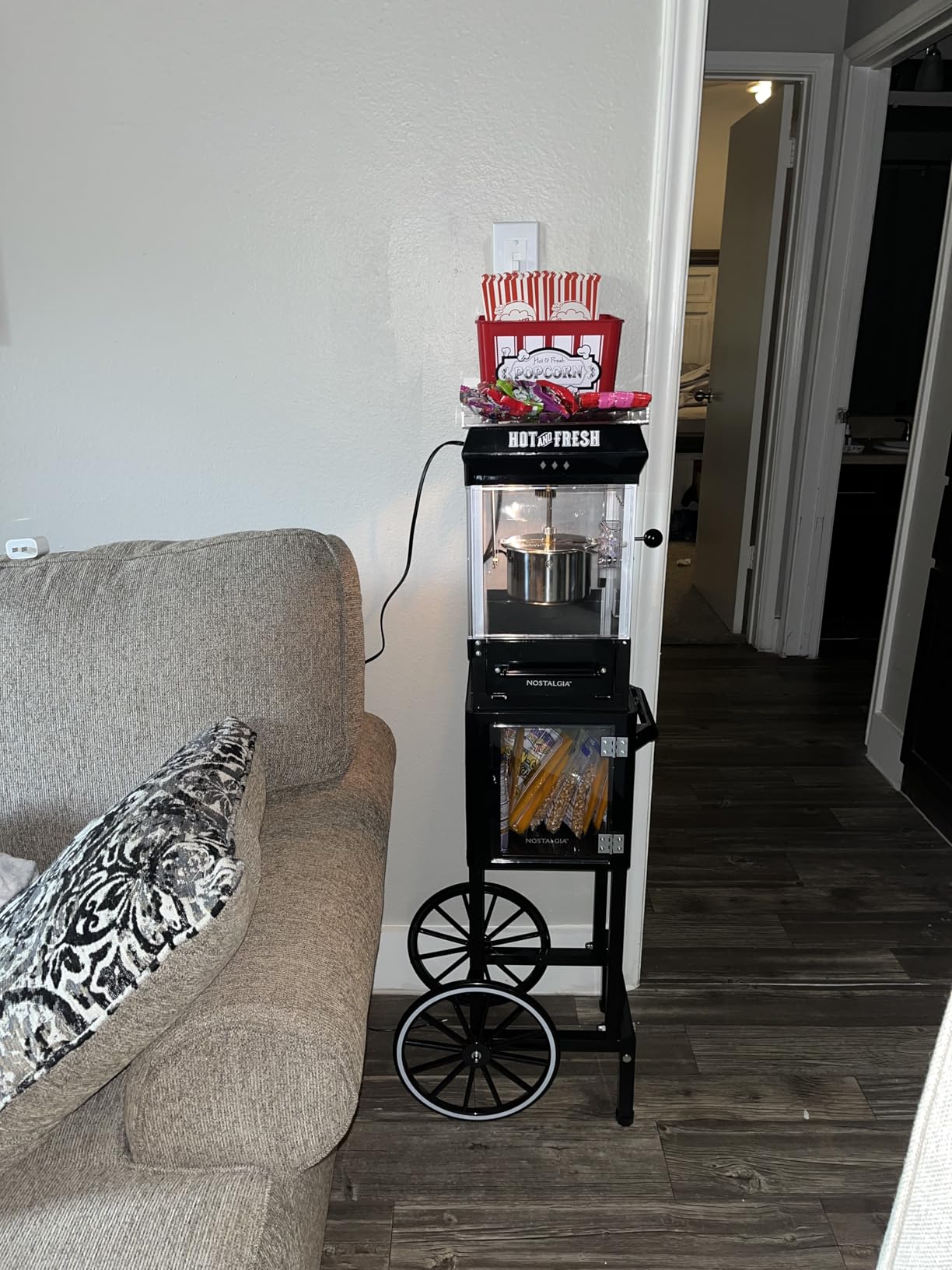 Nostalgia Popcorn Maker Machine - Professional Cart With 2.5 Oz Kettle Makes Up to 10 Cups - Vintage Popcorn Machine Movie Theater Style - Red & White customer photo 1