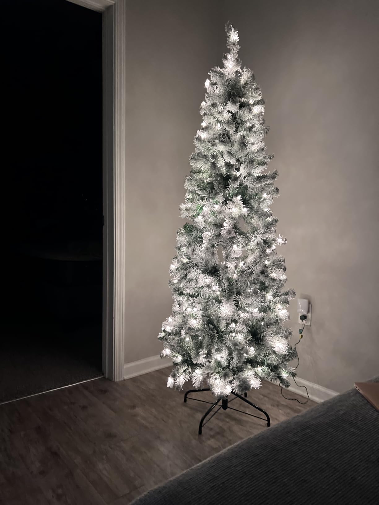 National Tree Company 6ft Pre-Lit Flocked Acacia Slim Christmas Tree customer photo 2