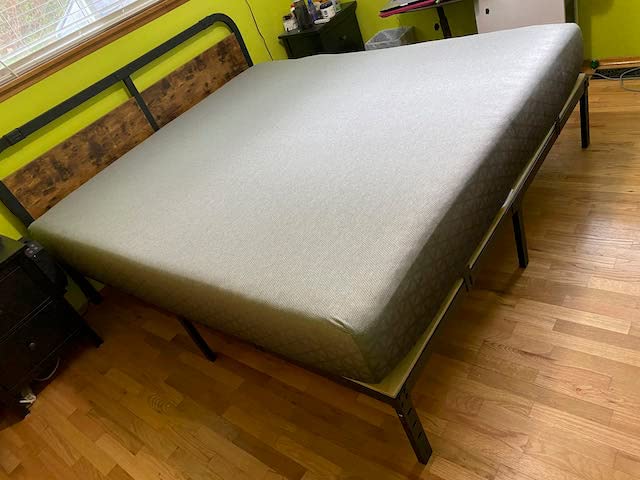 BOSRII Queen Size Bed Frame with Headboard and Footboard, 18 Inches High, 3500 Pounds Heavy Duty Metal Slats Support for Mattress, No Box Spring Needed, Noise-Free, Black customer photo 2