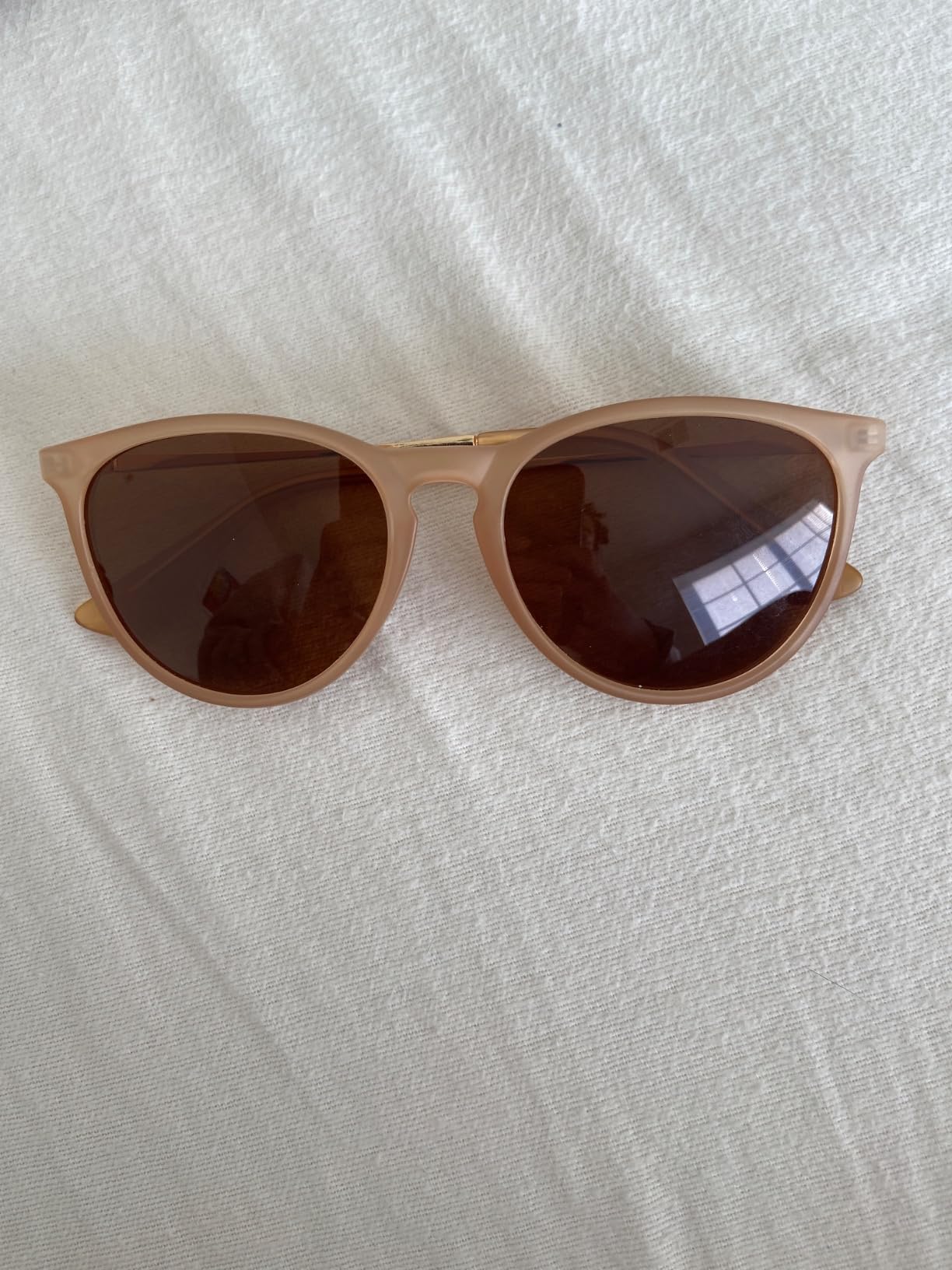 WOWSUN Retro Polarized Sunglasses Womens Trendy Round Classic Glasses customer photo 2