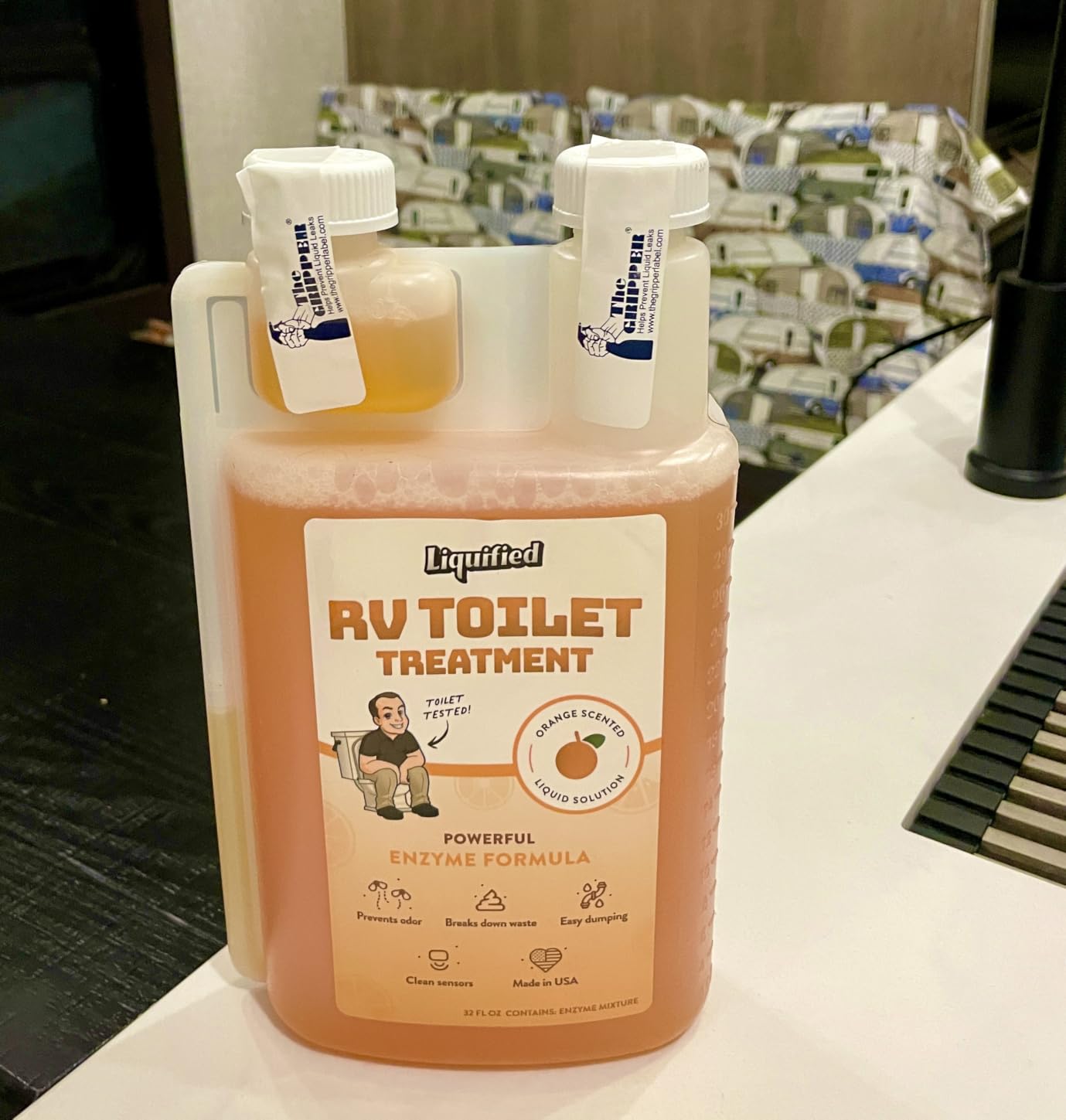 Liquified RV Toilet Treatment - Black Holding Tank Digester - Odor Eliminator - Orange Scent - Matts RV Reviews (Orange, 32oz) customer photo 1