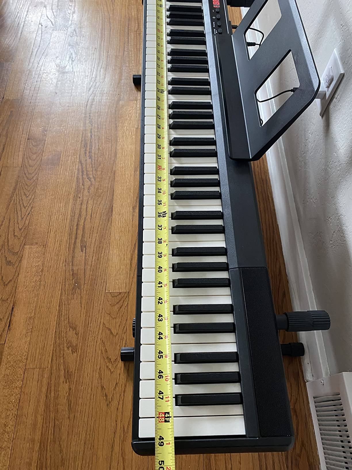Longeye Piano Keyboard 88 Keys Compact Digital Piano for Beginners with Full Size Semi Weighted Keys, Sustain Pedal, Headphones, Carrying Case (88 Key With Stand, Black) customer photo 1