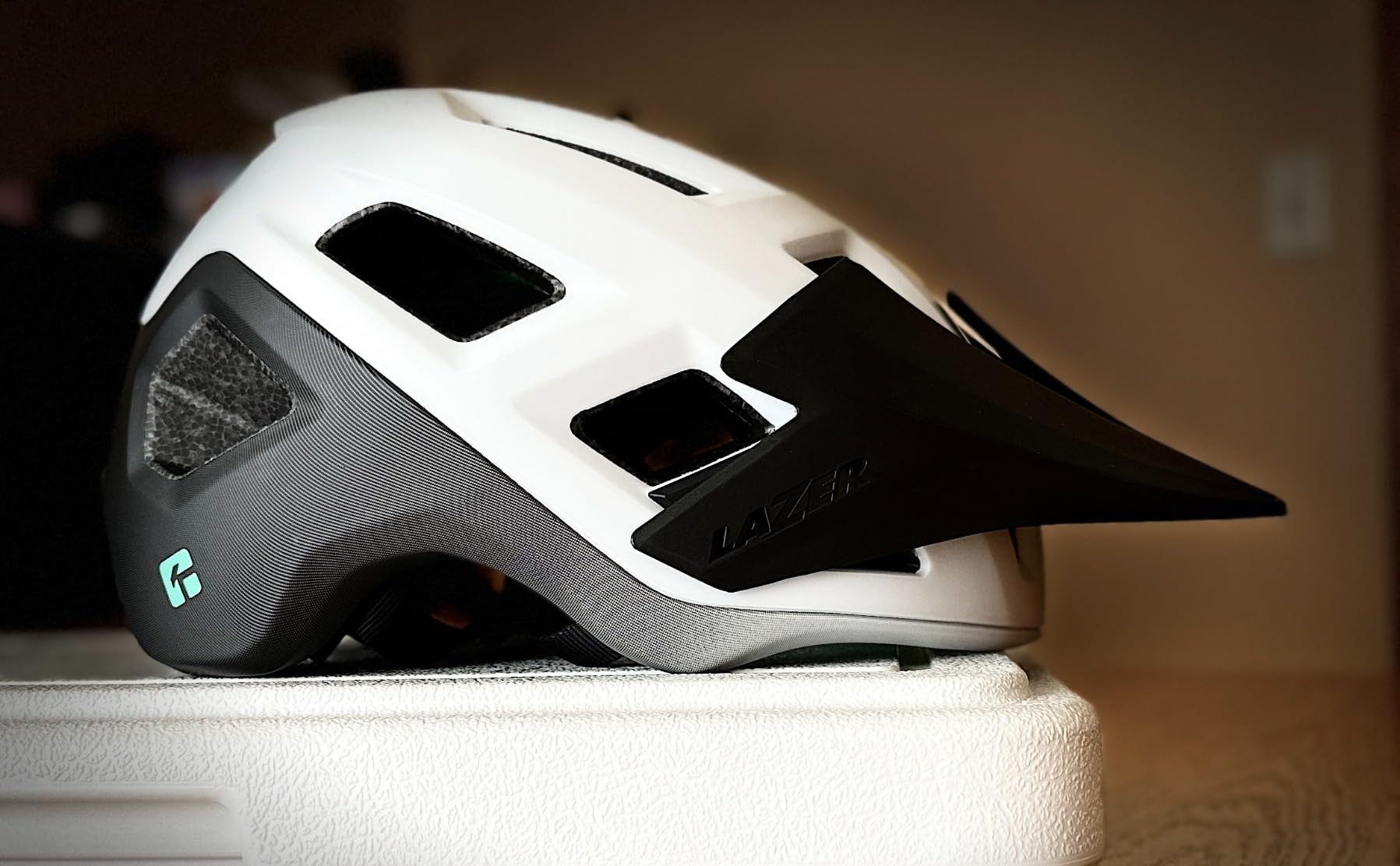 LAZER Coyote KinetiCore Bike Helmet, Bicycling Gear for Adults, Men & Women’s Cycling Head Gear customer photo 2