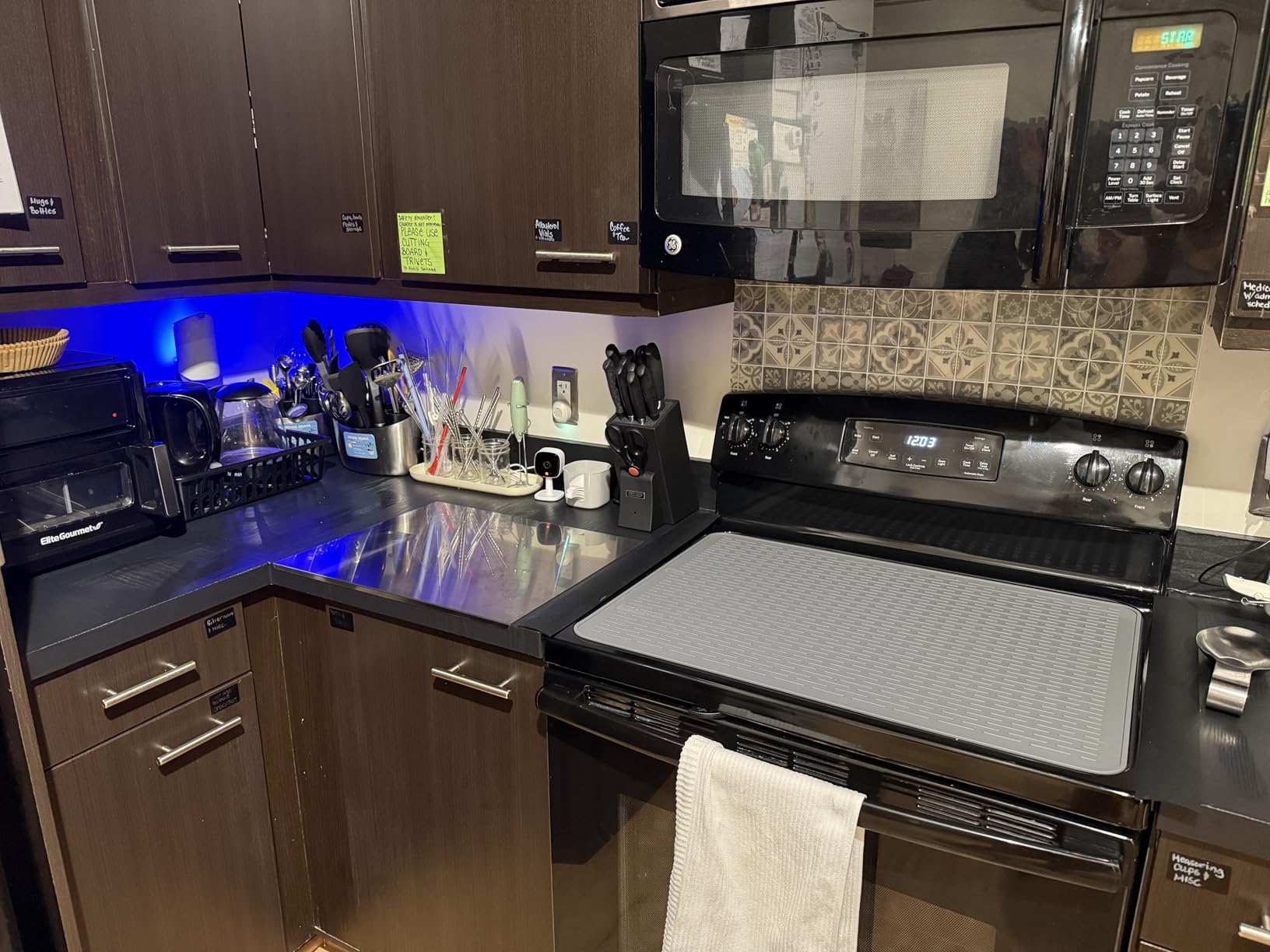 Heroad Peel and Stick Wallpaper Wood Contact Paper Wood Wallpaper White Wood Grain Contact Paper Thicken Textured for Cabinets and Drawers Countertops Waterproof Self Adhesive Vinyl 17.5