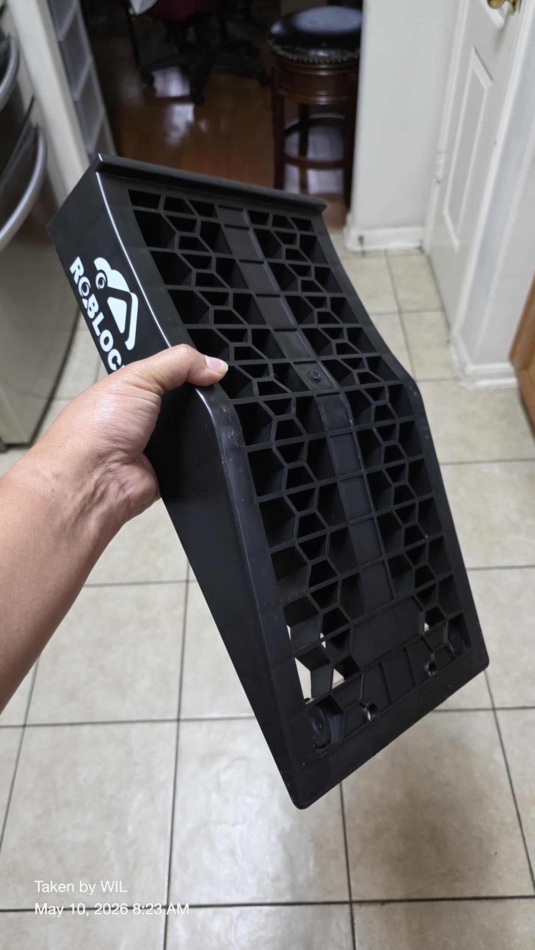 ROBLOCK Car Ramps for Lift and Vehicle Maintenance, Portable Low Profile Car Ramps for Garage customer photo 2
