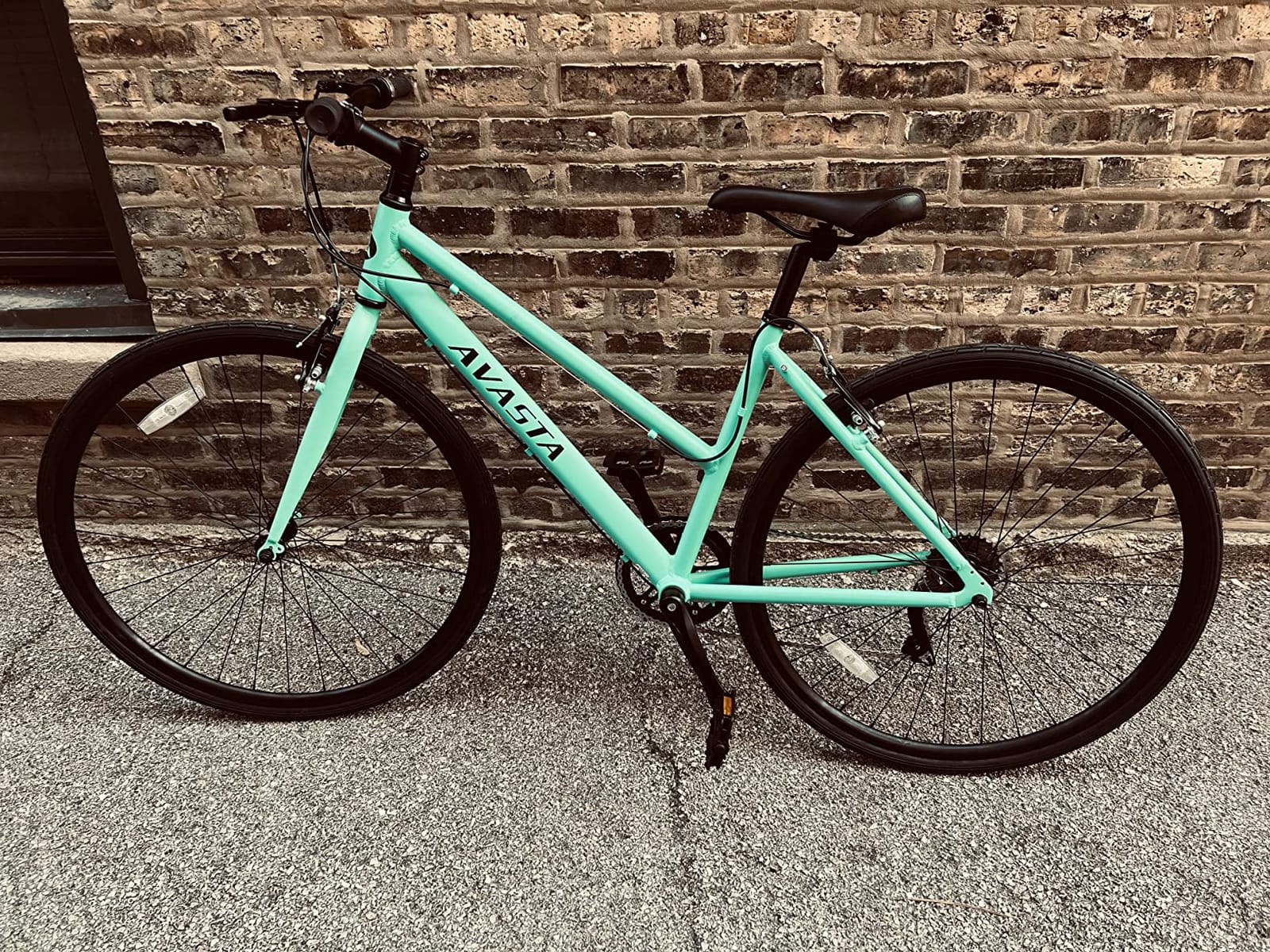 AVASTA Populus 700C Road Bike for Women with Kickstand, 15 17 Inch Lightweight Step Through Aluminum Alloy Frame, 7-Speed Drivetrain, Multiple Colors customer photo 2