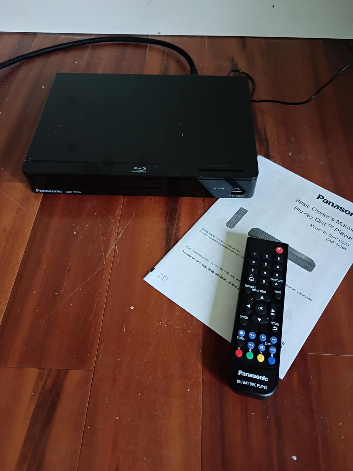 Panasonic Blu-Ray Player with Full HD Picture Quality and Hi-Res Dolby Digital Sound, DMP-BD84P-K Blu Ray DVD Player, Black customer photo 2