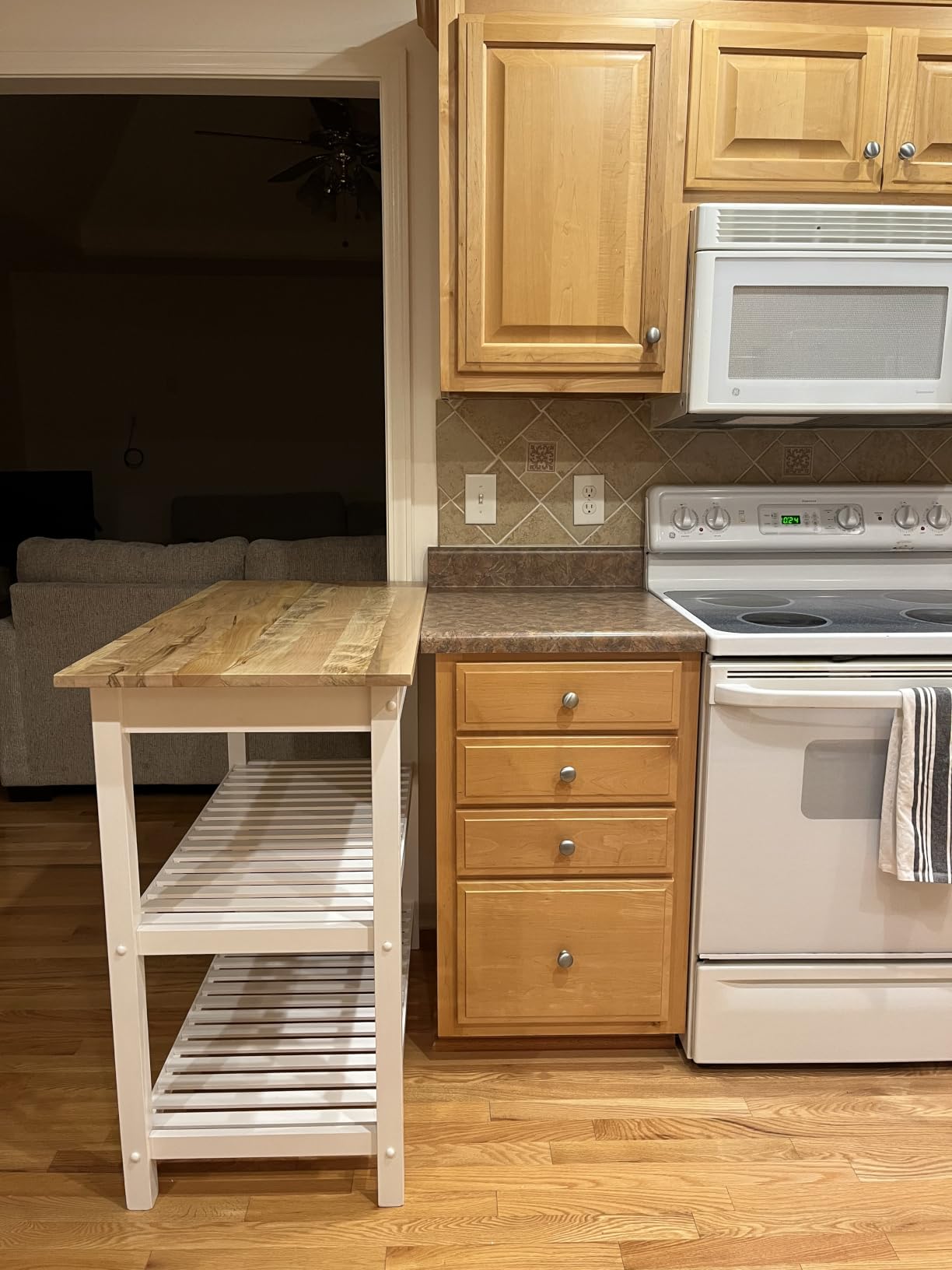 Casual Home Kitchen Island with Solid American Hardwood Top, Slate Gray, 40