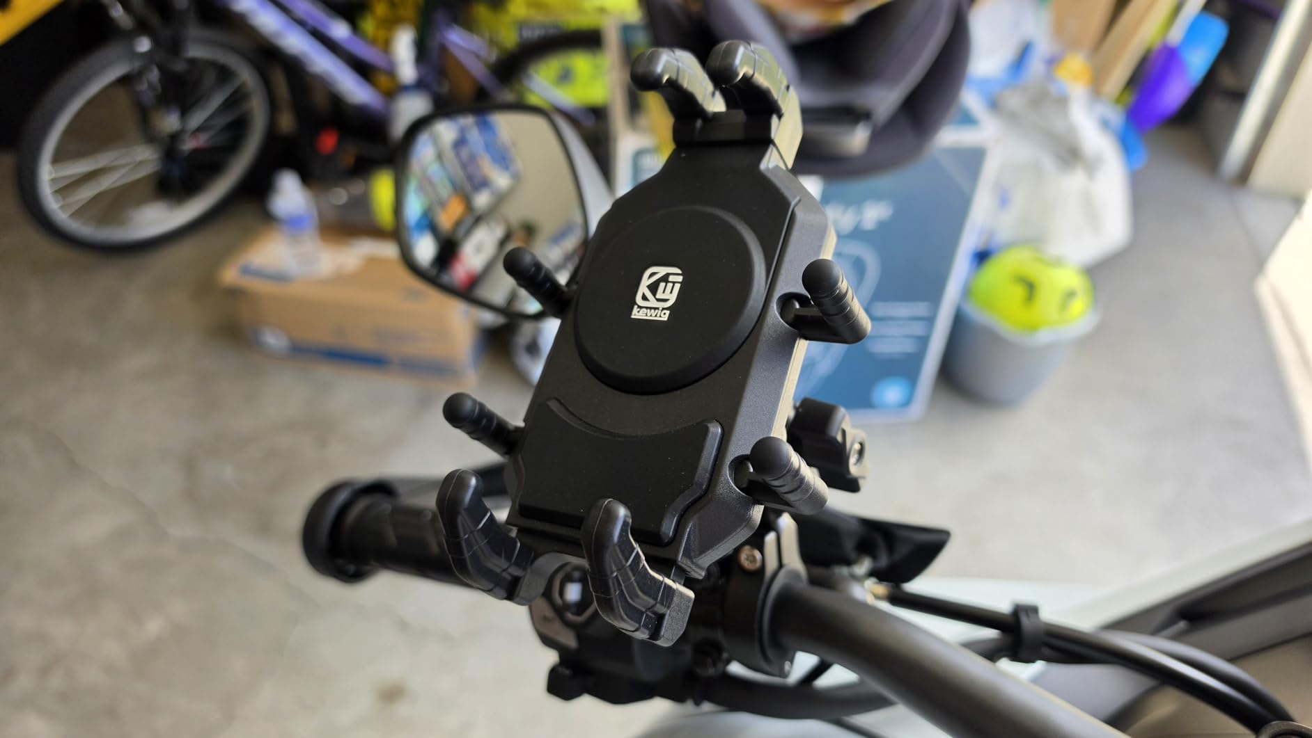 BRCOVAN Anti-Theft Motorcycle Phone Mount Holder with Vibration Dampener customer photo 2